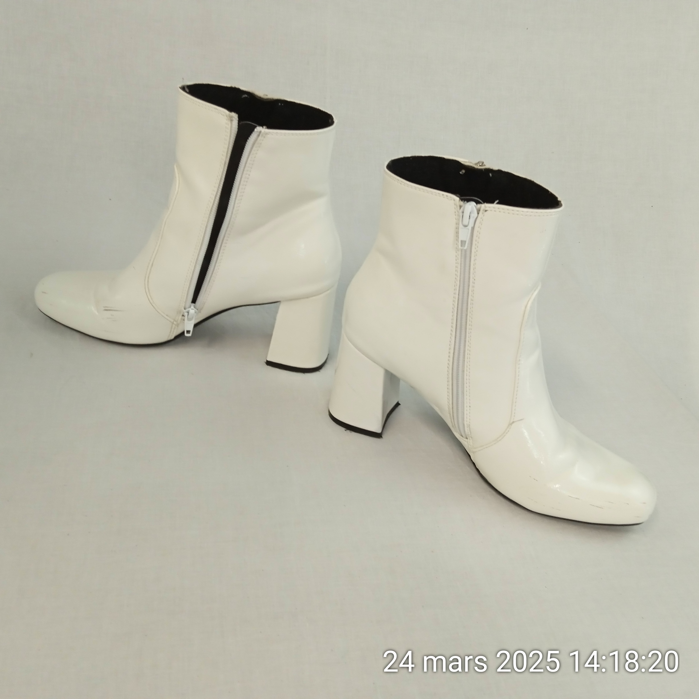 Bottines vernie à l’allure rétro talon de 7 cm MY BOTEGA T39 - Photo 1