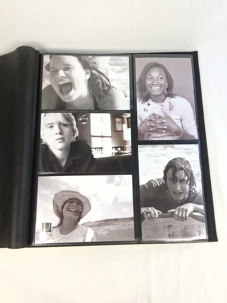 Album photos en insertion sur la couverture et sur 26 pages intérieures recto-verso - Photo 2