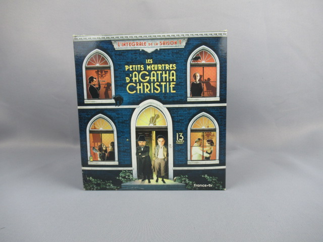 Coffret DVDs Les petits meurtres d'Agatha Christie Saison 1 Très bon état - Vue 3 - 