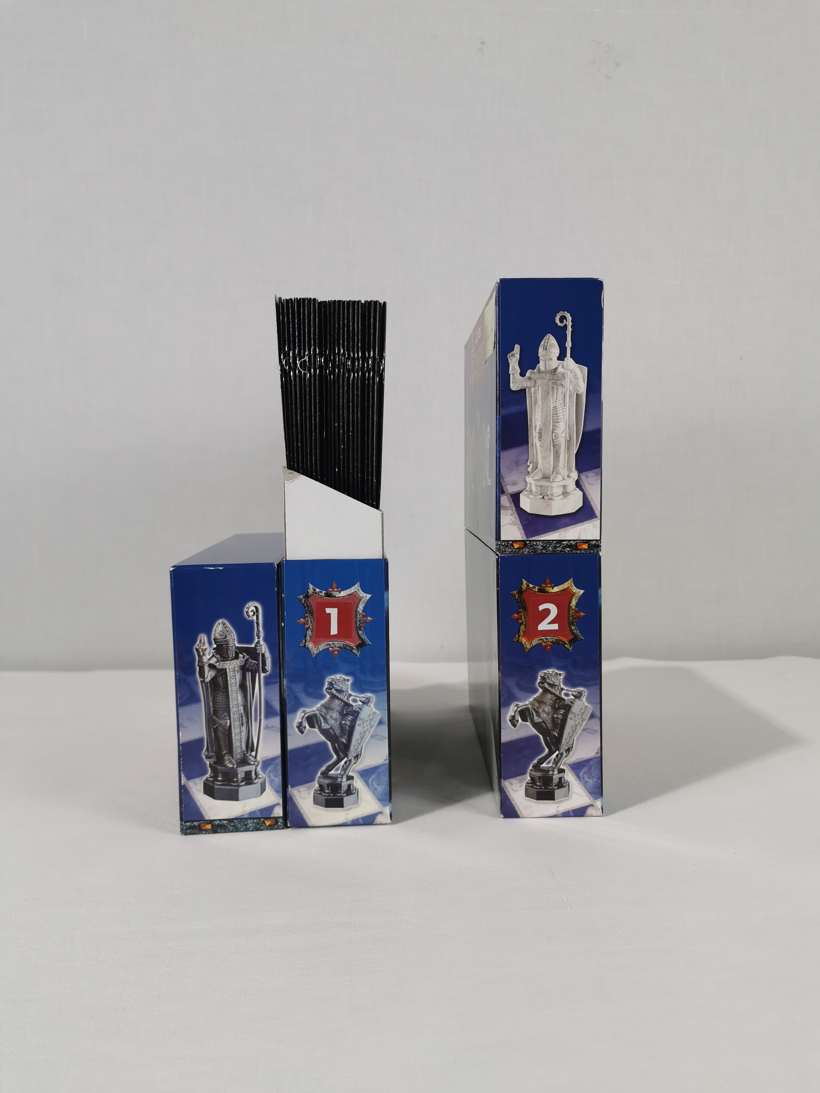 2 boîtes jeu d'échecs Harry Potter avec 50 fascicules  Très bon état - Vue 3 - 