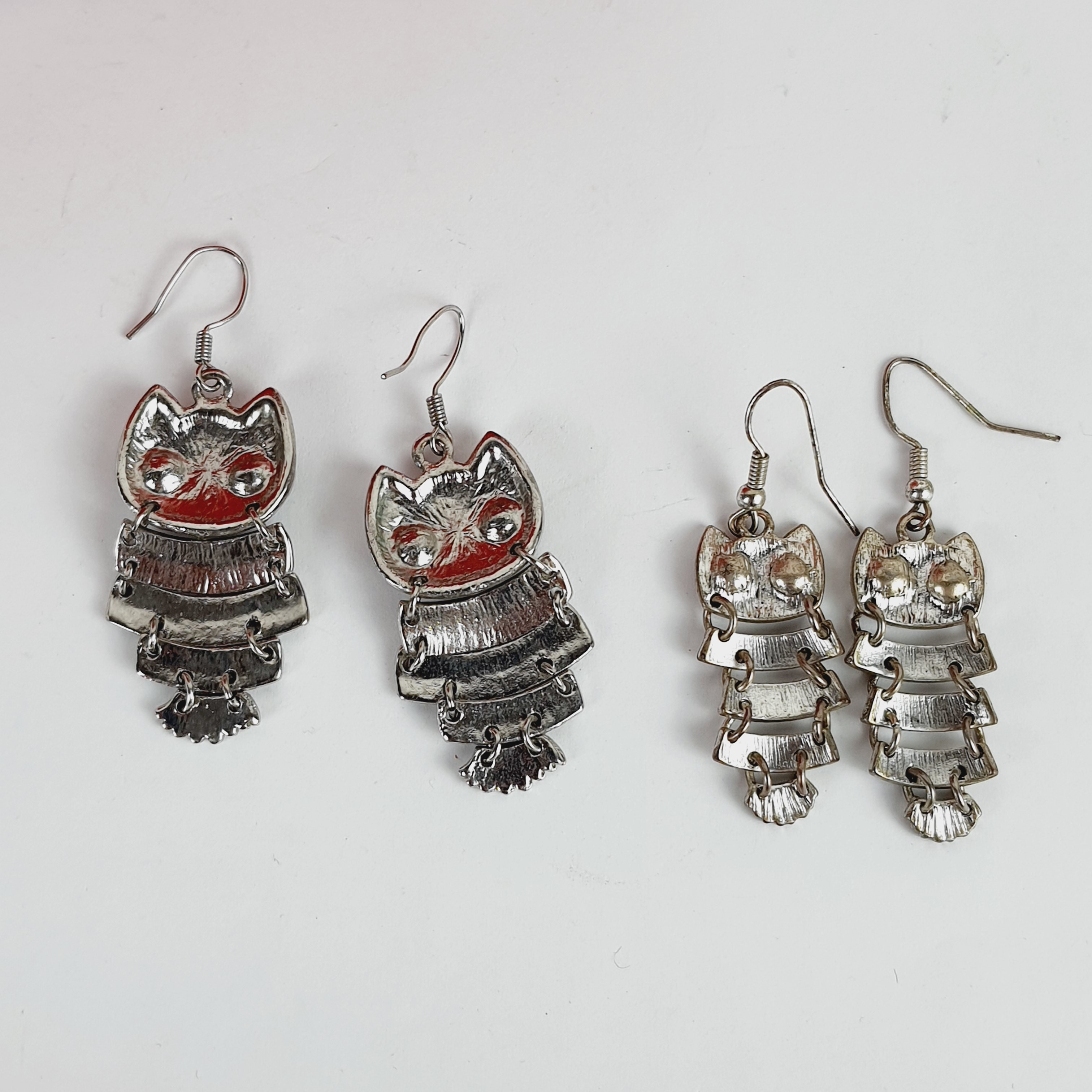 Lot de collier et de paires de boucles d'oreilles hiboux Bon état - Vue 3 - 
