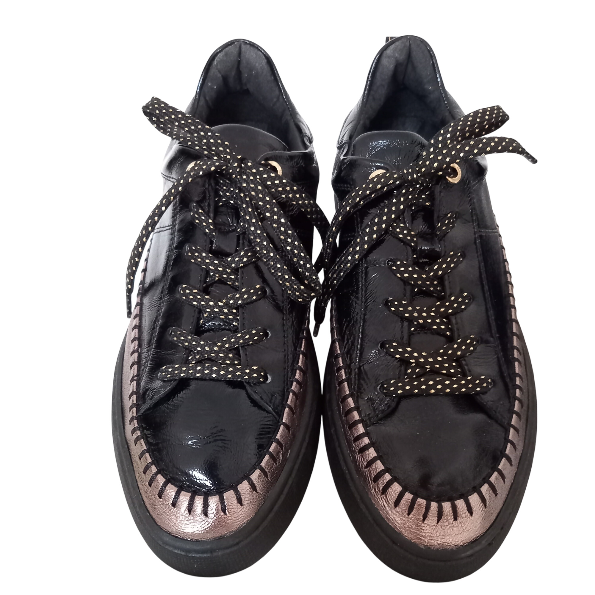 Baskets basses femme "JB Martin" État correct -  reconditionné disponible sur Label Emmaüs