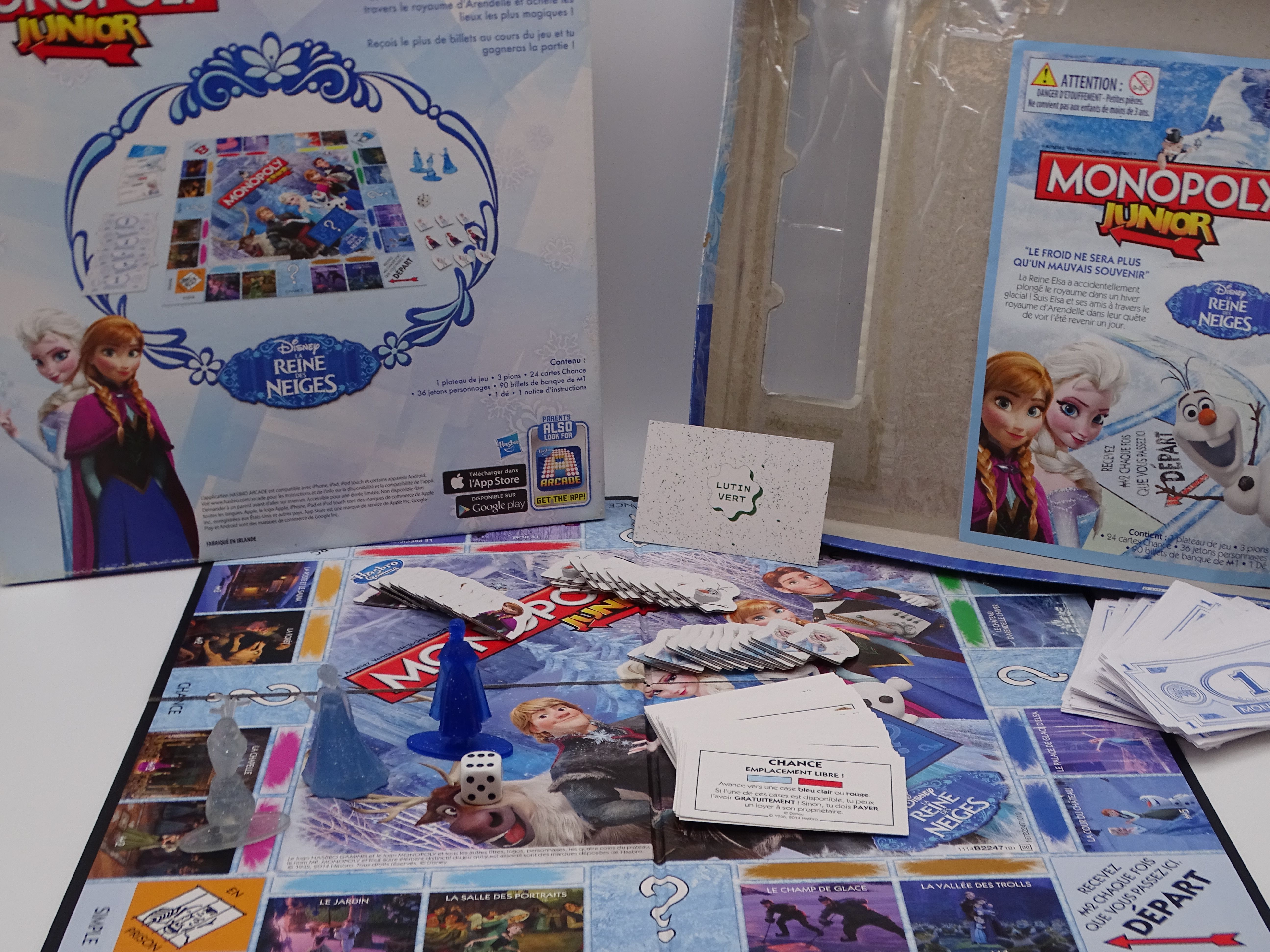 Voir photo 2 de Monopoly Junior « La Reine des Neiges » d'occasion HASBRO - Dès 5 ans | Réf 13140 Monopoly Junior « La Reine des Neiges » d'occasion HASBRO - Dès 5 ans | Réf 13140 Bon état - Vue 2 -