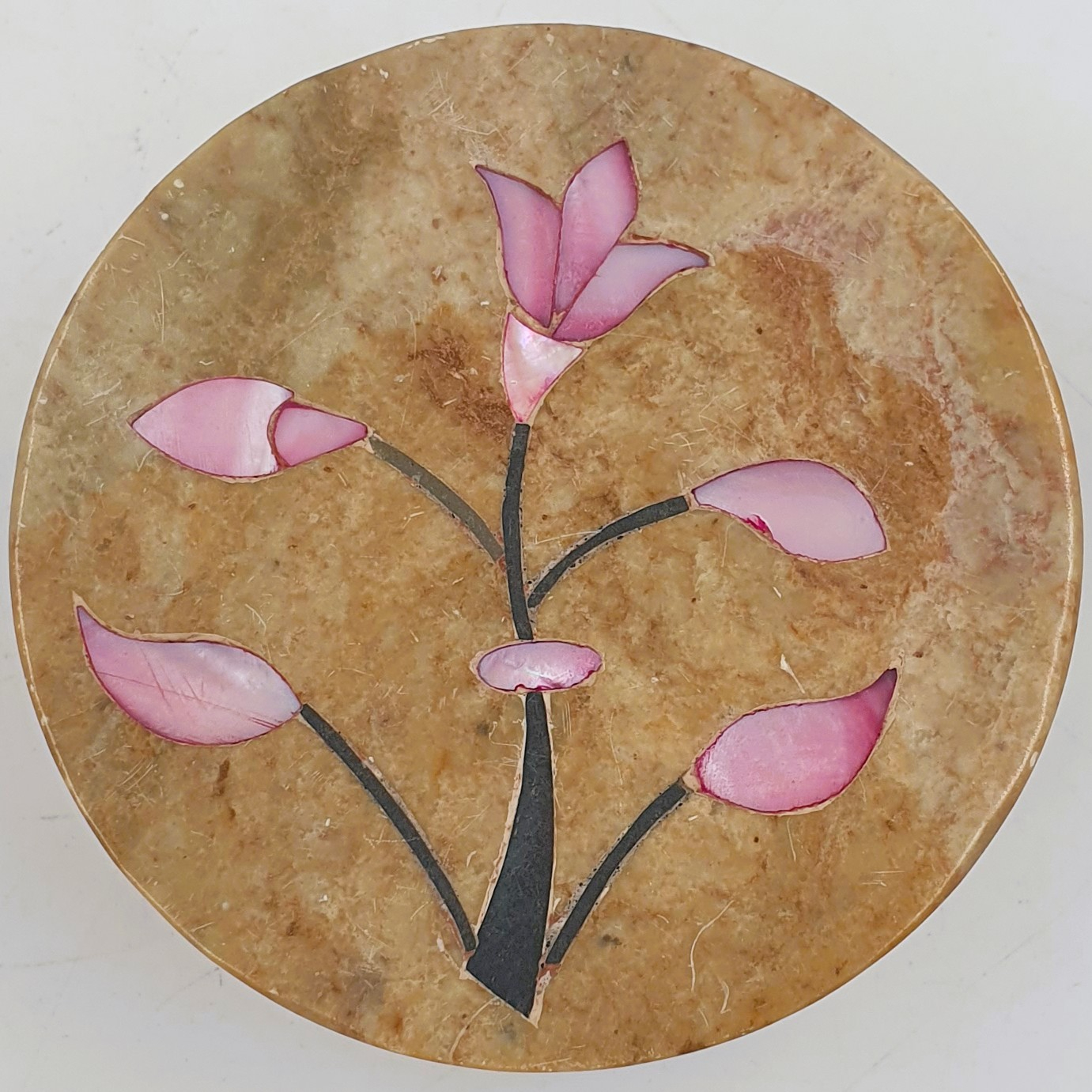 Petite boîte à bijoux en pierre à motif de fleurs roses - Photo 1