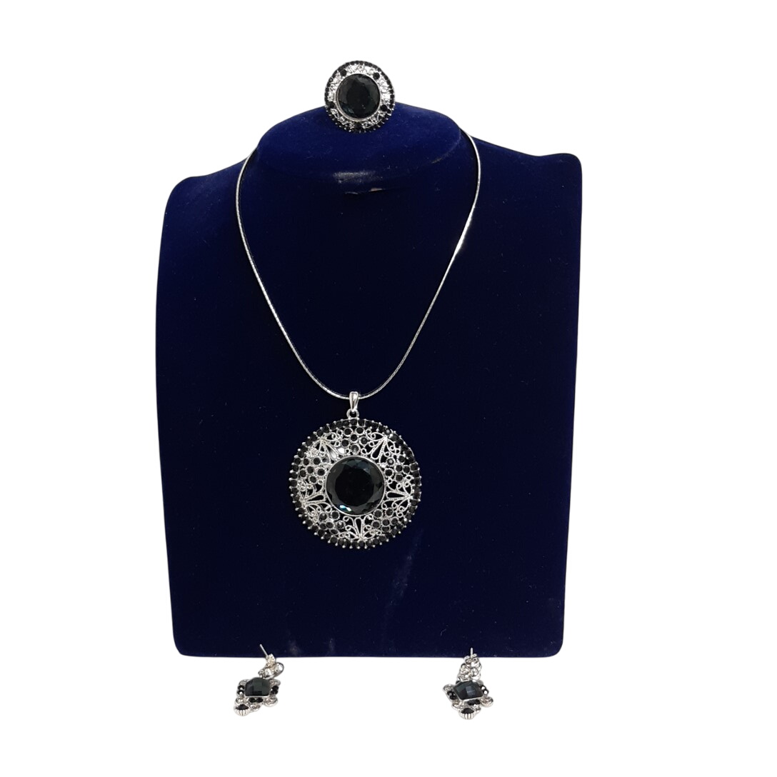 Parure De Bijoux Collier Ras De Cou Et Boucles D'oreilles En Nacre Et Perles Bleues - Neuf Sans Boîte