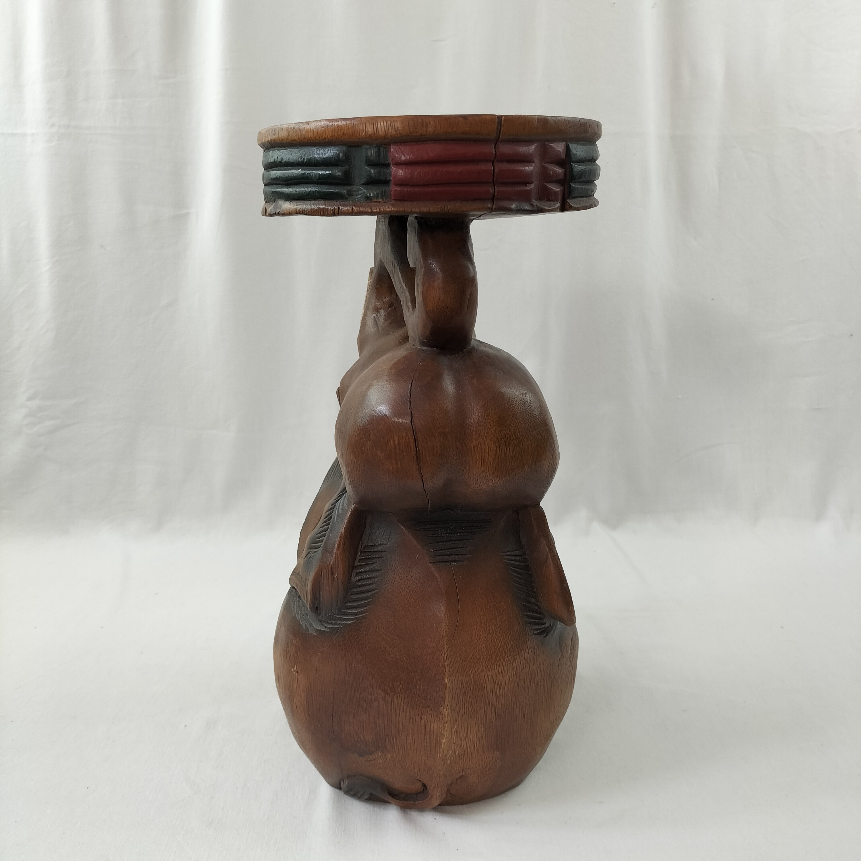 Magnifique tabouret porte plante éléphant sculpté en bois et peint à la main. - Photo 3