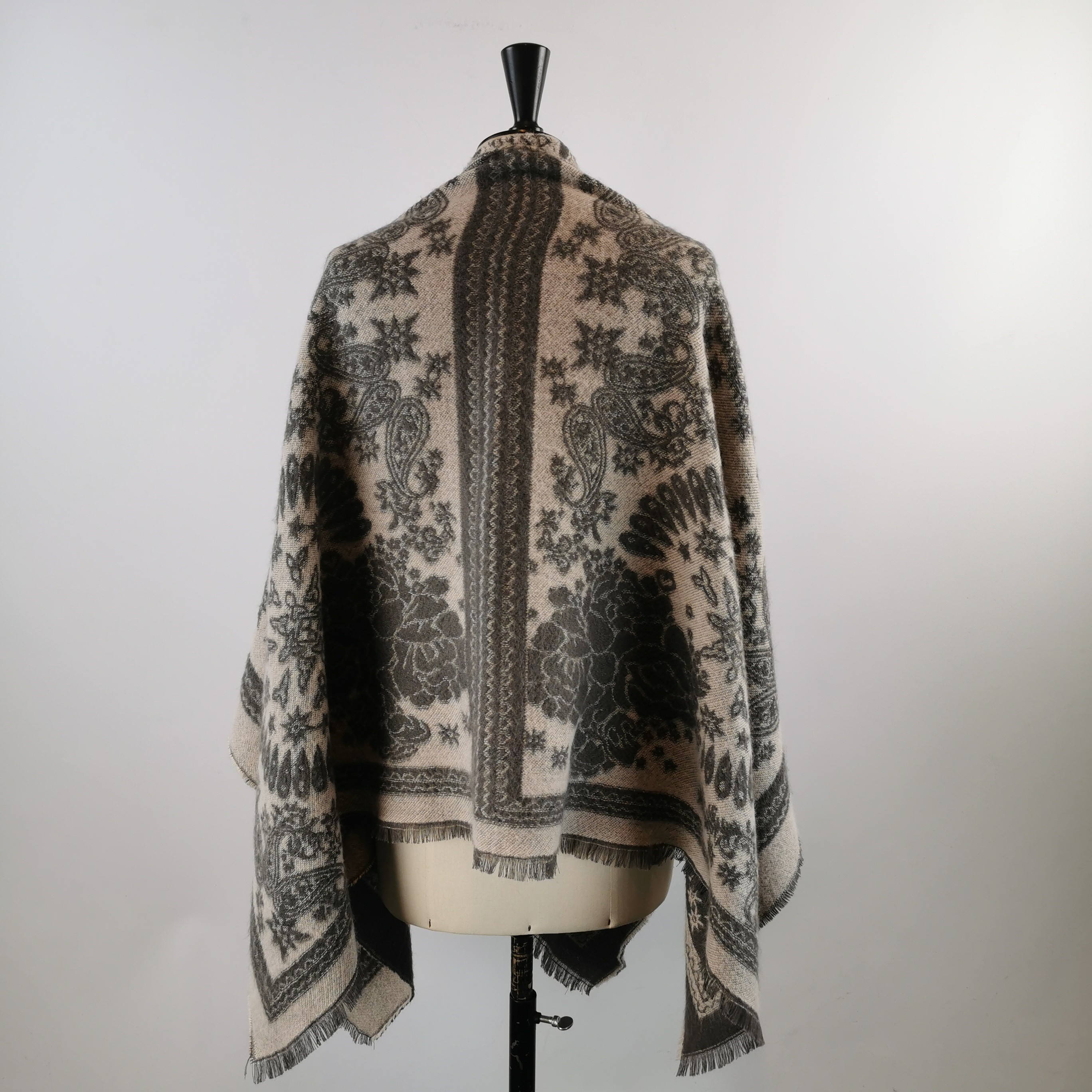 Poncho - Gris à motif Comme neuf - Vue 2 - 