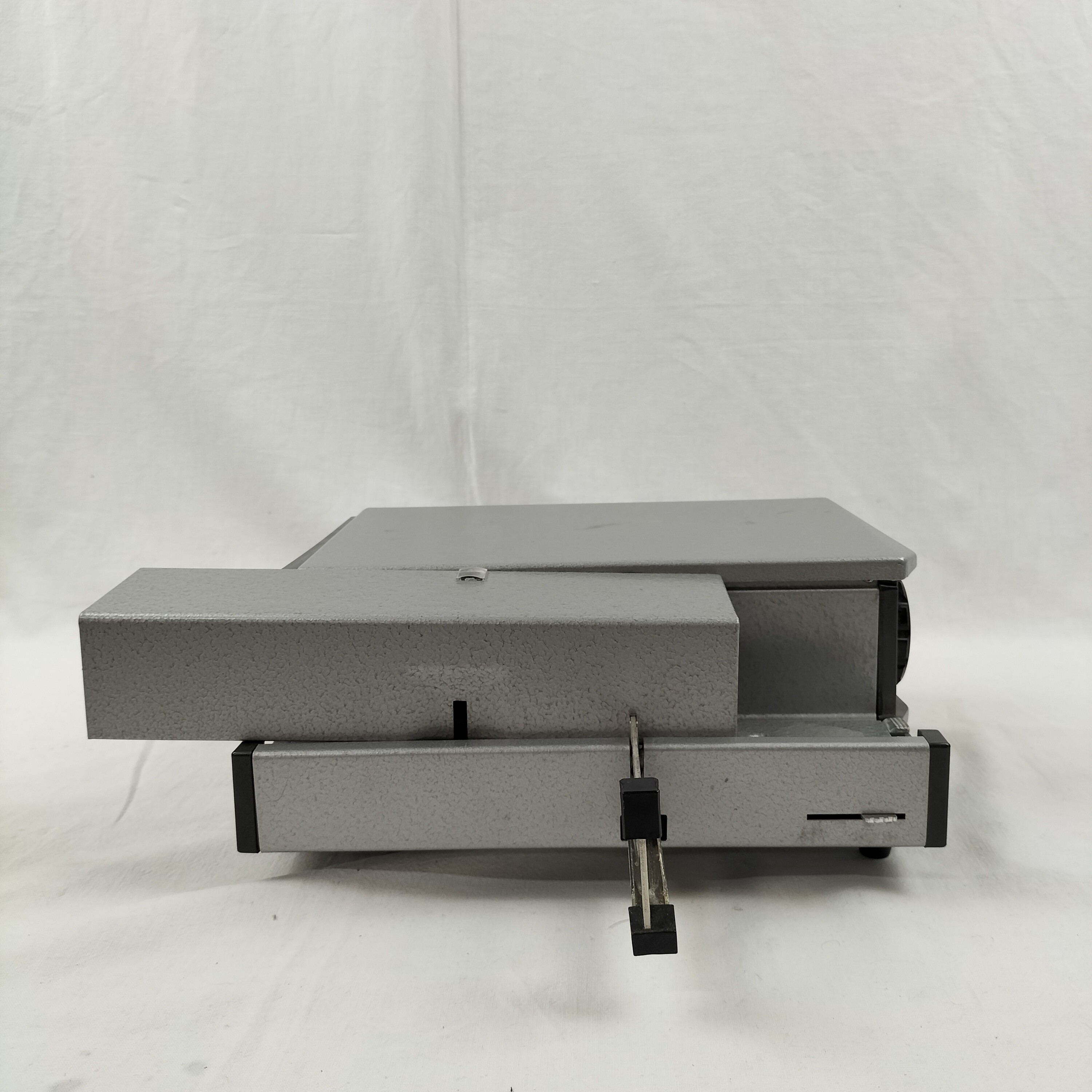 Projecteur Diapos "Prestinox 2" N 24, SANS TESTE - État correct - Photo 8