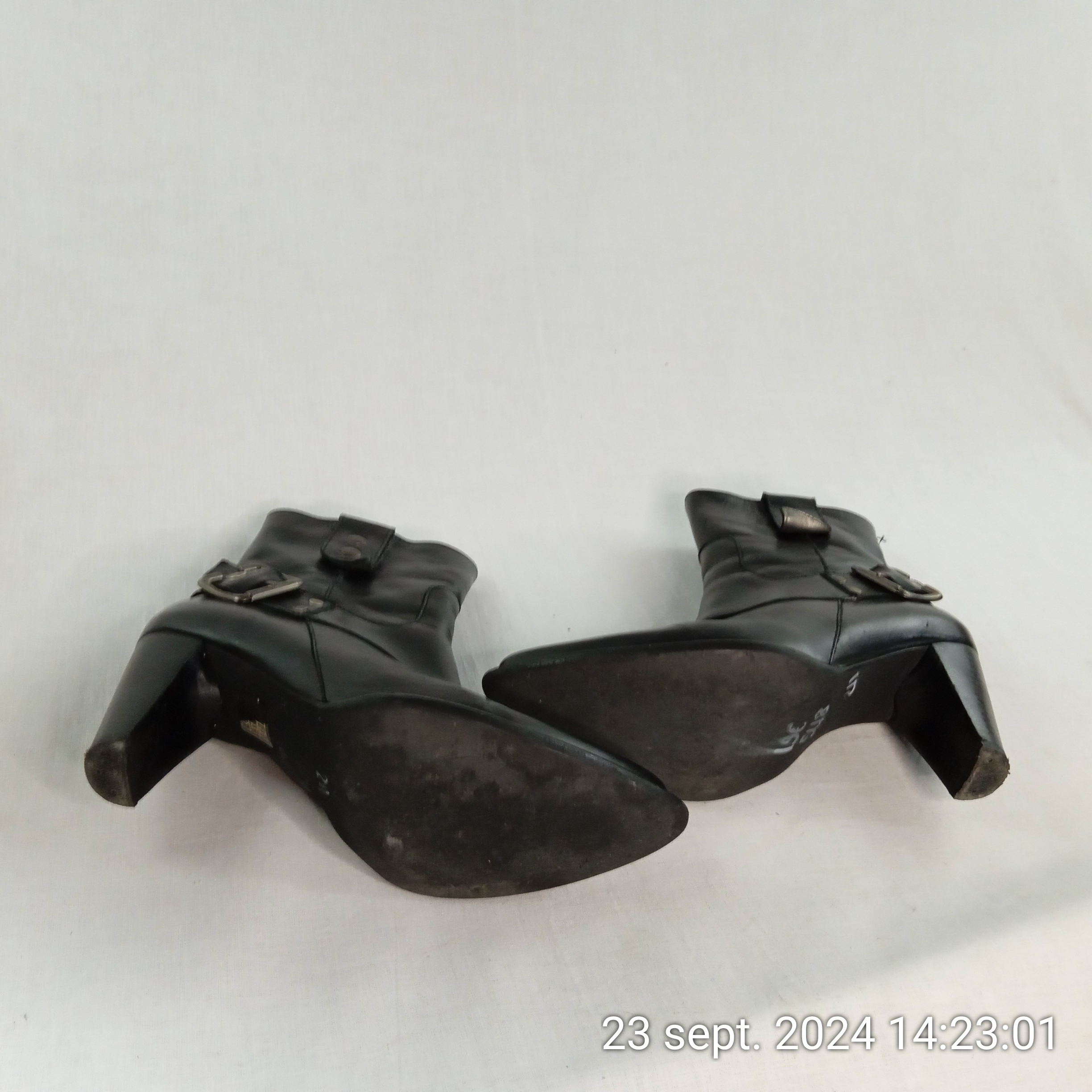 Bottine à talon 7.5 cm en cuir noir Véronique comme neuf taille 37  - Photo 5