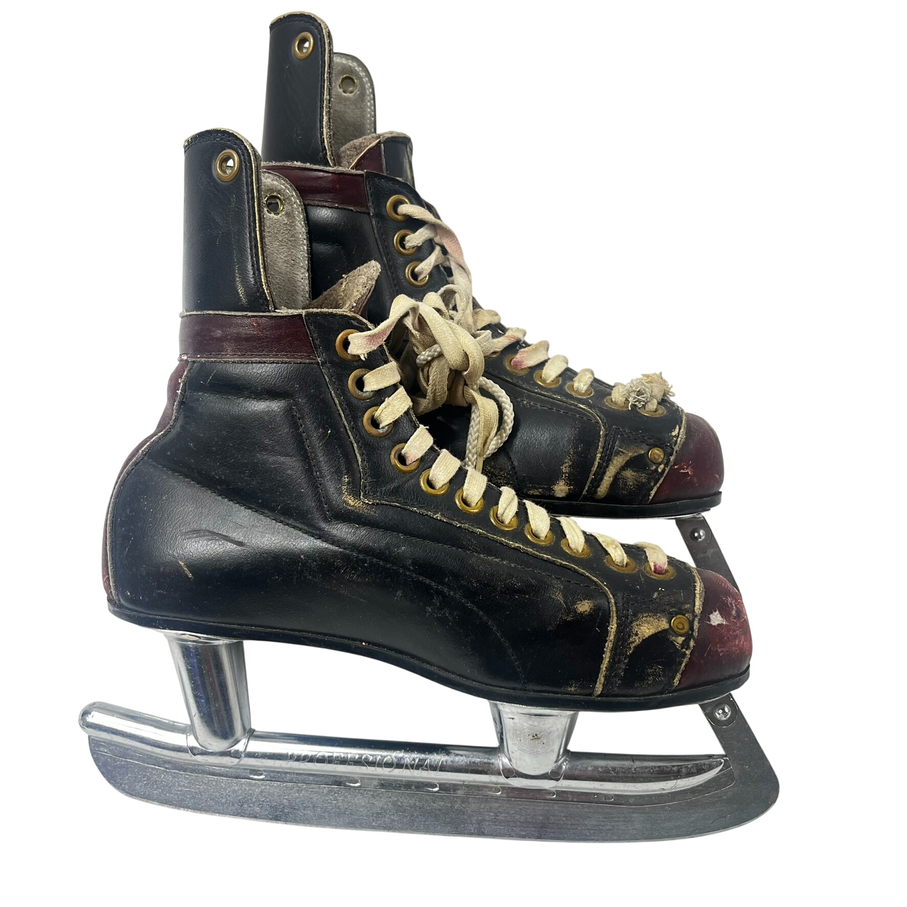 Acheter Patins à glace professionnel vintage en cuir de la marque Hiverna longueur du pied 27 cm État correct - 20,00 € Patins à glace professionnel vintage en cuir de la marque Hiverna longueur du pied 27 cm État correct - reconditionné disponible sur Label Emmaüs