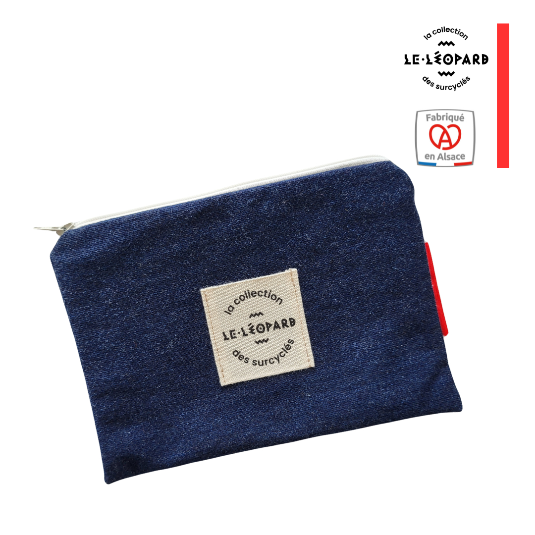 Acheter LES SURCYCLES - Pochette Denim Brut - Modèle S Comme neuf - 12,00 € LES SURCYCLES - Pochette Denim Brut - Modèle S Comme neuf - reconditionné disponible sur Label Emmaüs