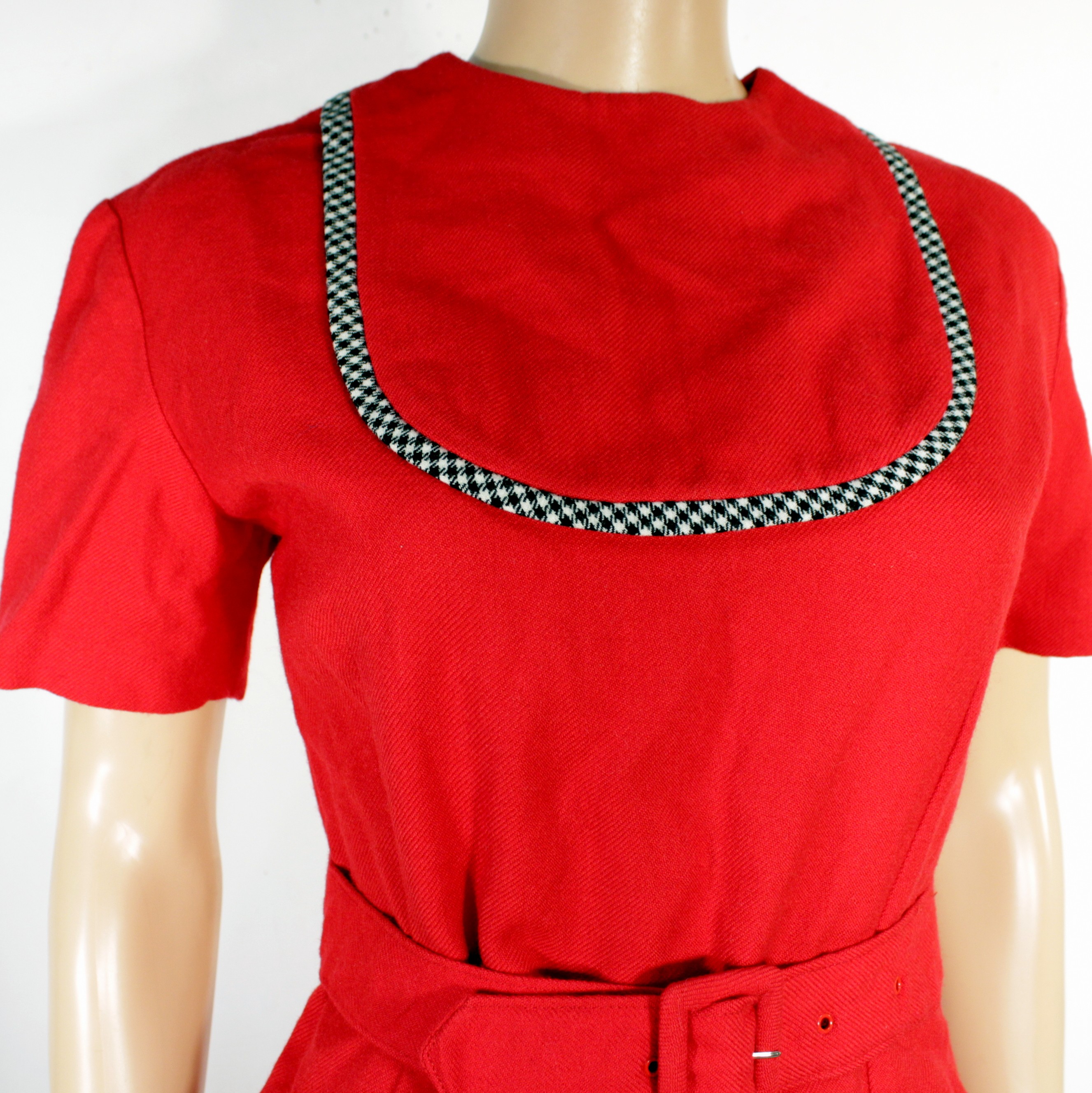 Robe Rouge Vintage Mi Longue Taille Estimé 38/40 - Photo 1