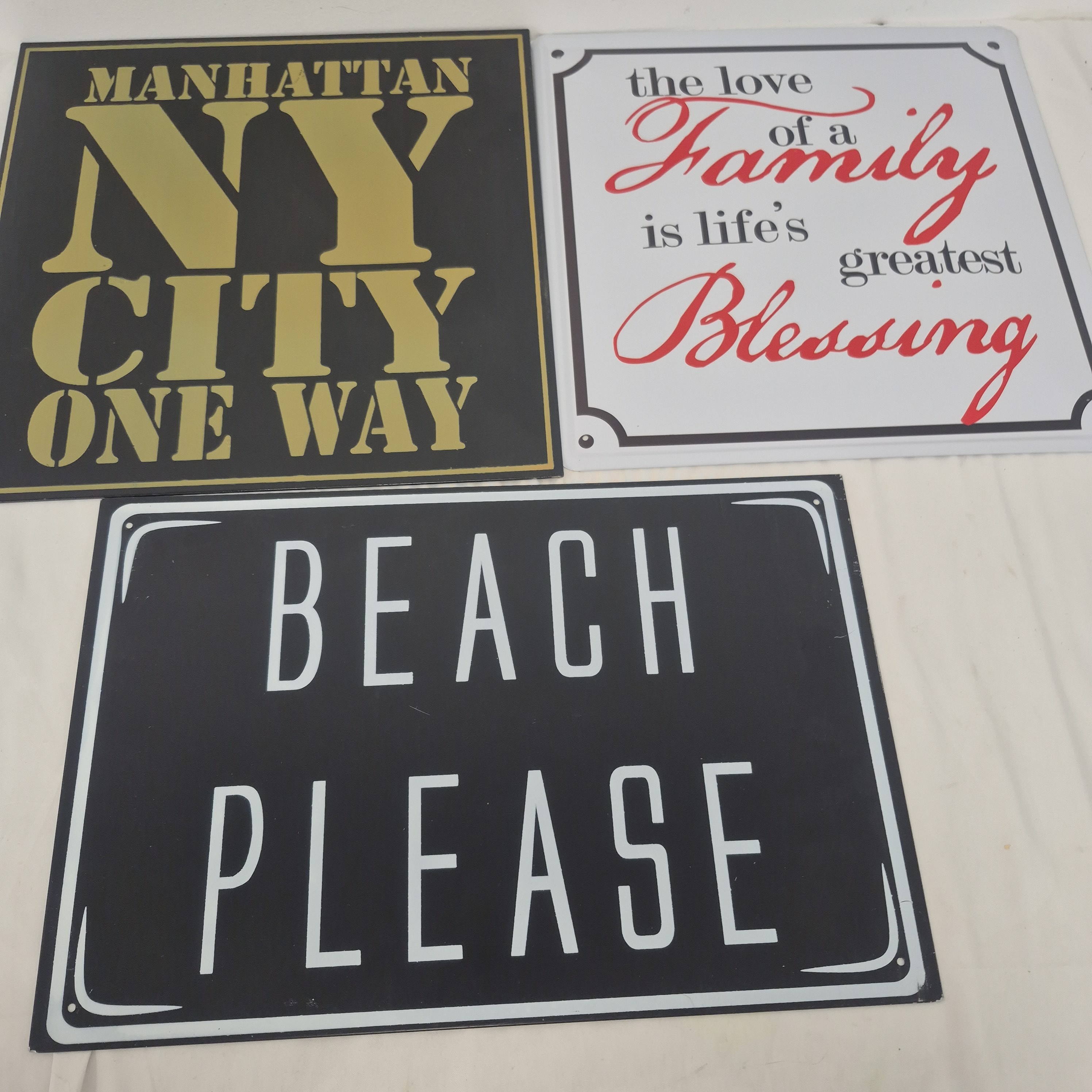 3 plaques métal diverses - Photo 1