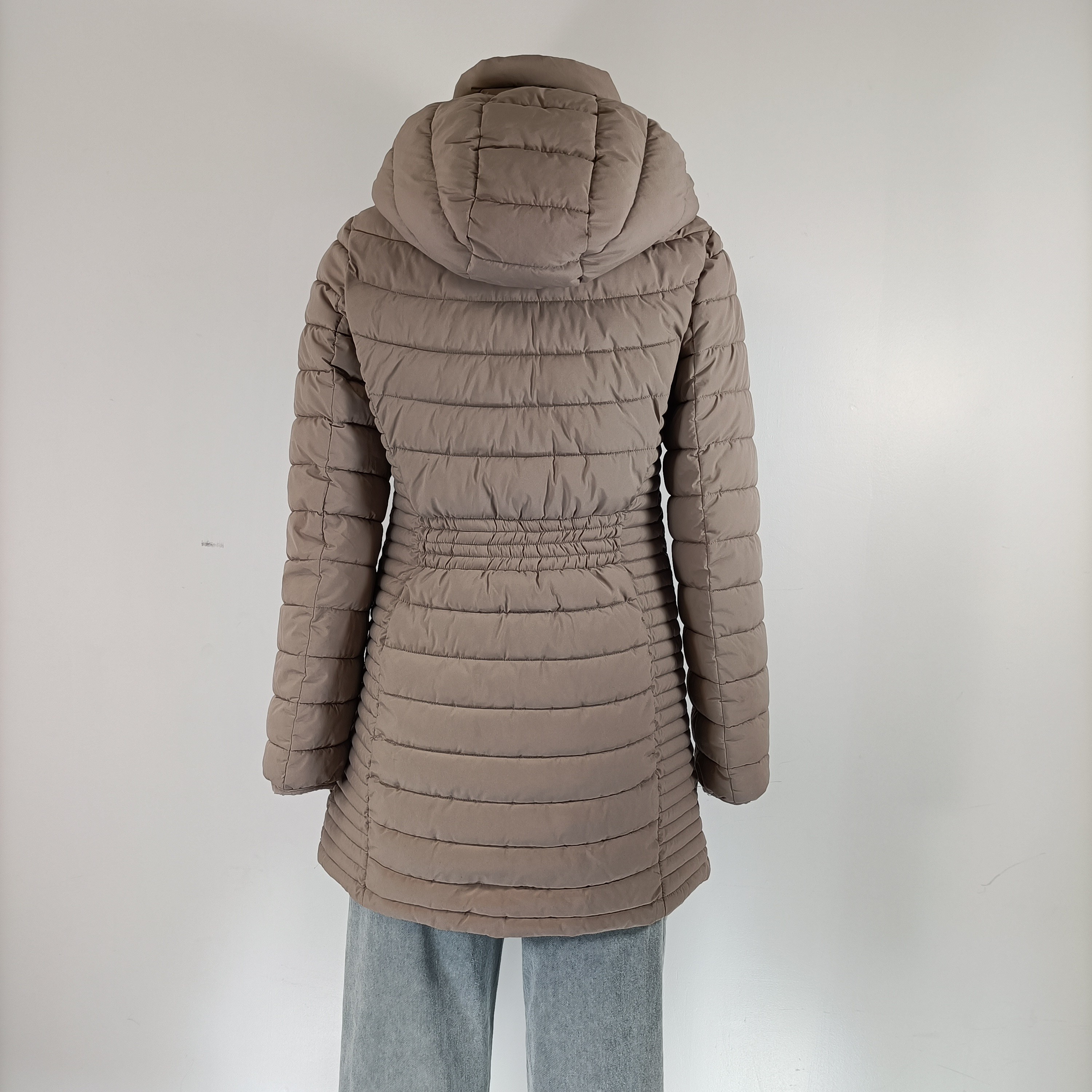 Doudoune beige DKNY Donna Karan New York à capuche, coupe mi-longue légère et chaude, logo dos, taille S  - Vue 2 - 