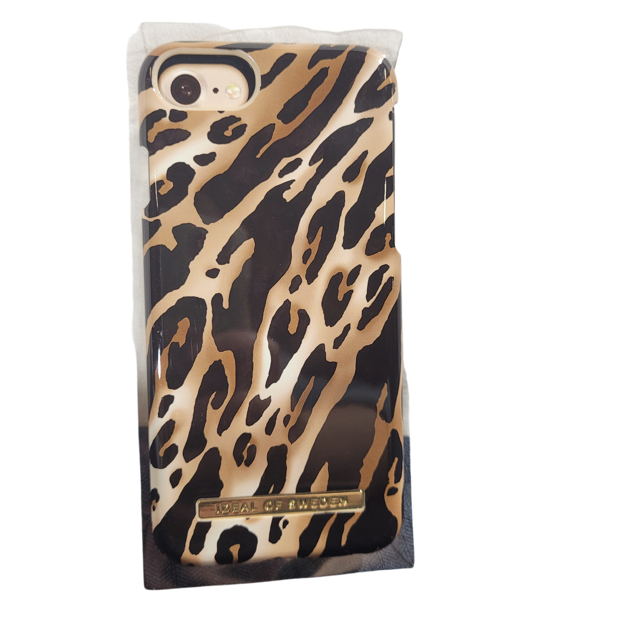 Acheter Coque IDEAL OF SWEDEN "Iconic Leopard" - iPhone SE/8/7/6/6S Comme neuf - 12,00 € Coque IDEAL OF SWEDEN "Iconic Leopard" - iPhone SE/8/7/6/6S Comme neuf - reconditionné disponible sur Label Emmaüs