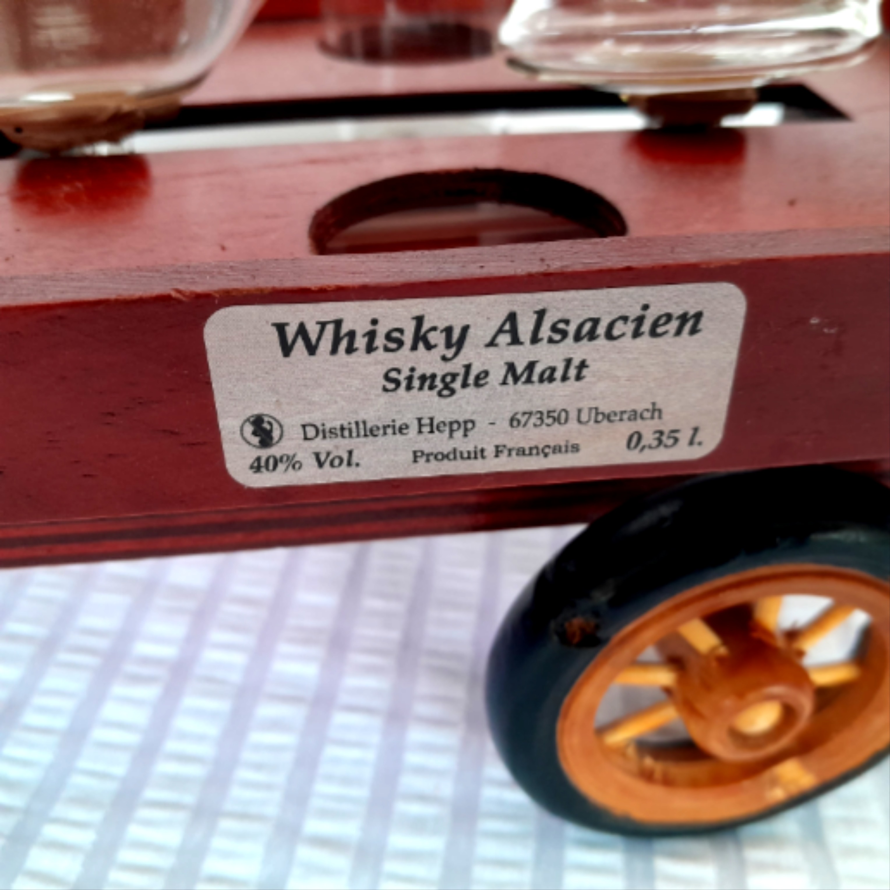 ALAMBIC Camion miniature à WHISKY, en bois - Photo 4