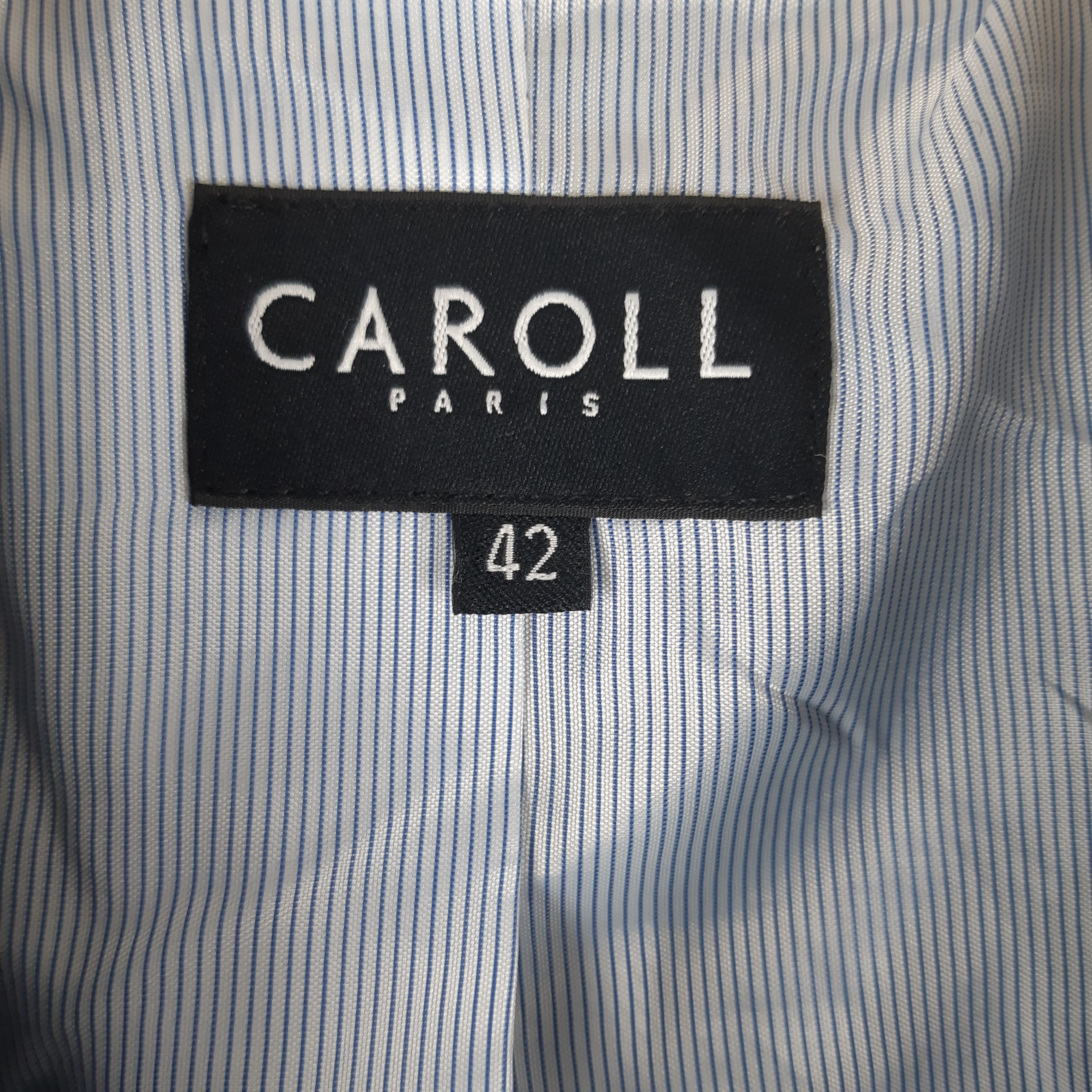 Voir photo 6 de Caroll - Veste blazer gris foncé - Taille 42 mesures Poitrine= 44 Longueur= 60 Caroll - Veste blazer gris foncé - Taille 42 mesures Poitrine= 44 Longueur= 60 Très bon état - Vue 6 -