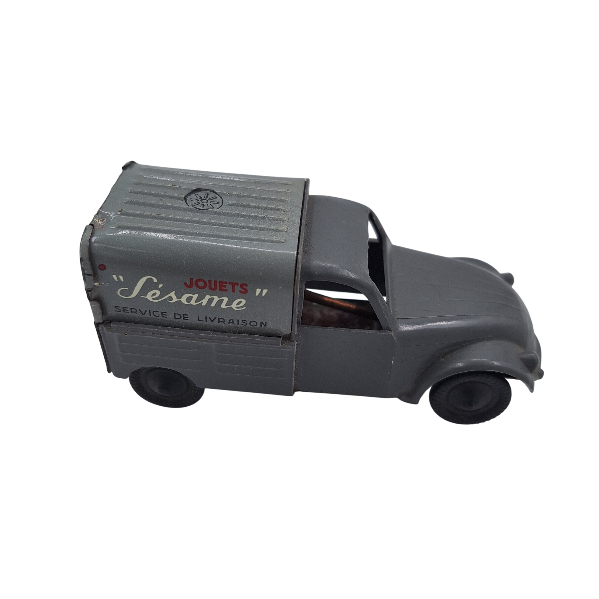 Jouet miniature. 2 CV Citroën fourgonnette grise. Sésame 60’s. Publicitaire « jouets Sésame ».  -  reconditionné disponible sur Label Emmaüs