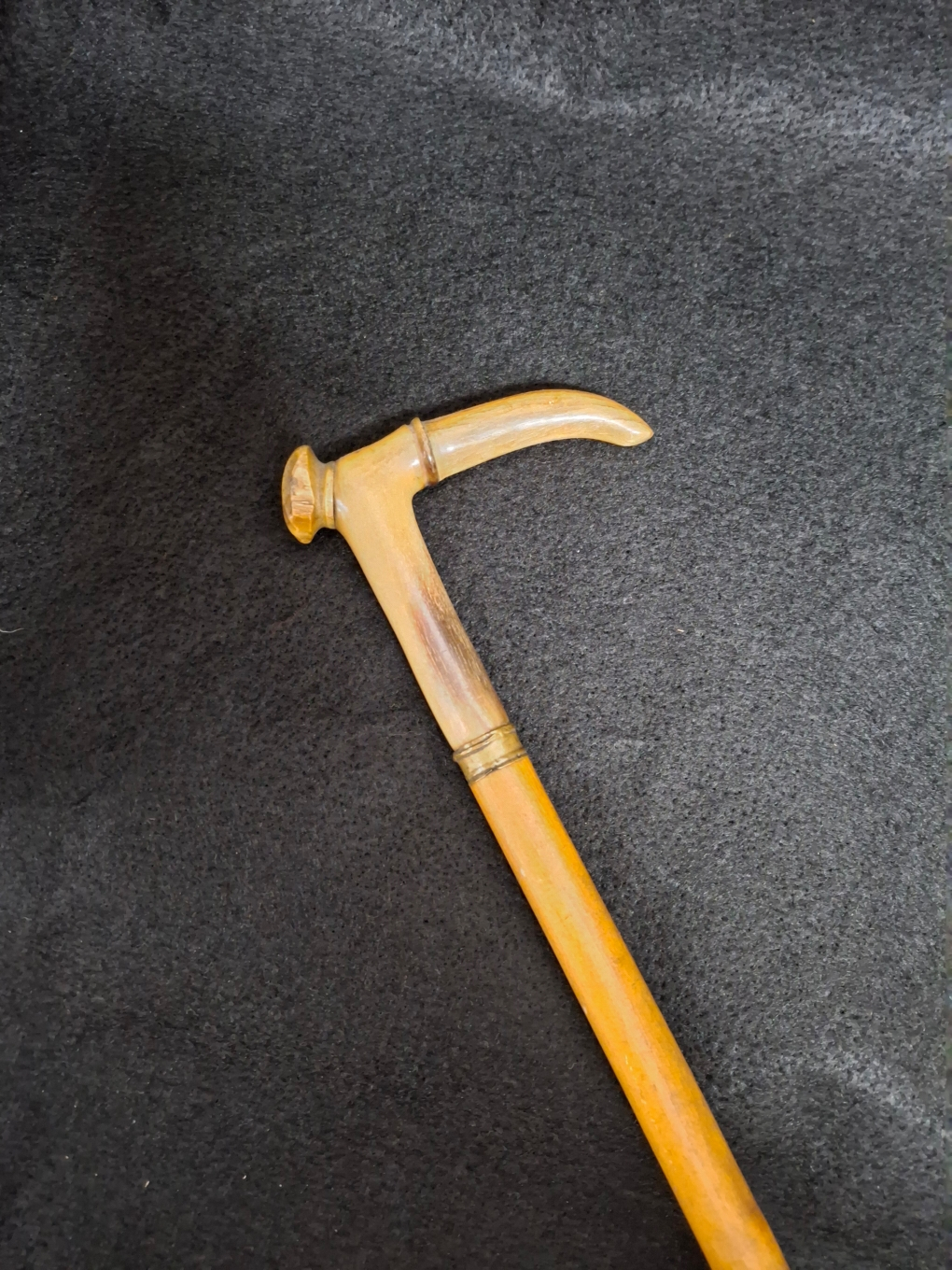 Canne ancienne avec pommeau en corne - Bon état - Photo 5