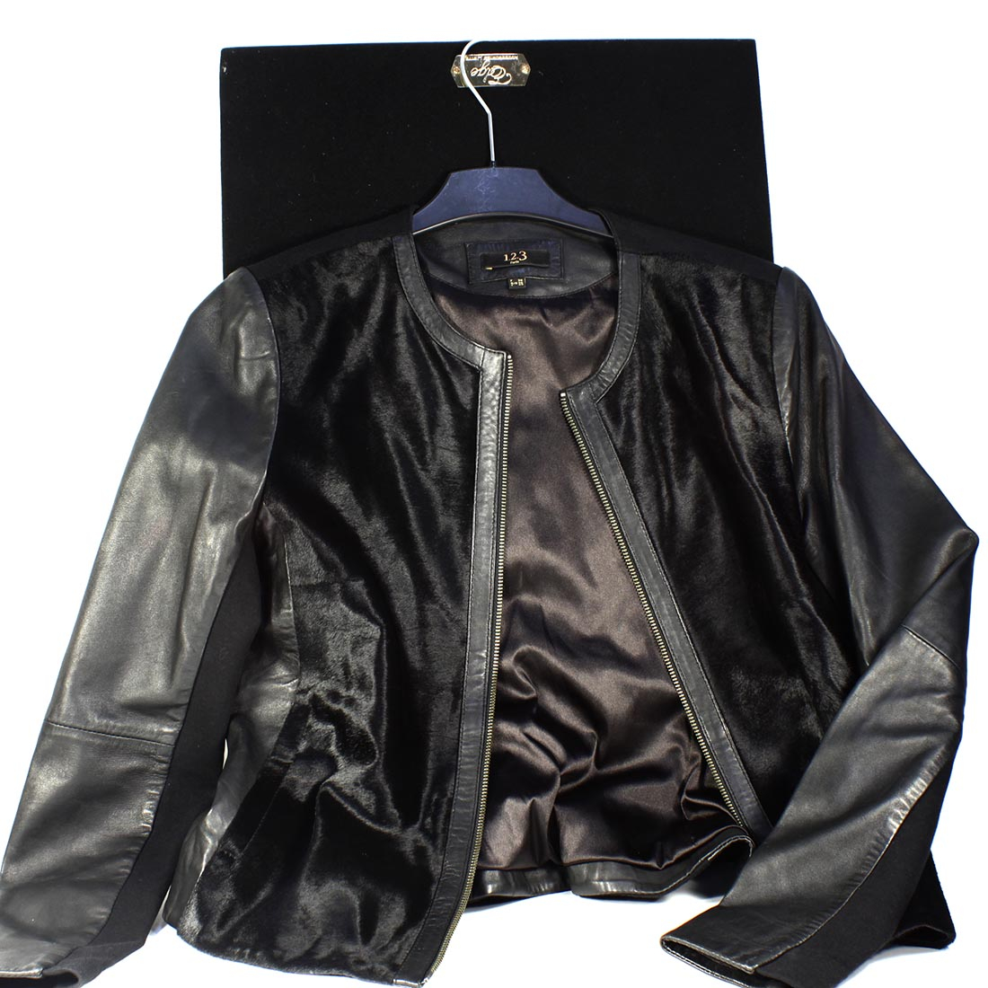 Blouson court pour femme Bon état -  reconditionné disponible sur Label Emmaüs