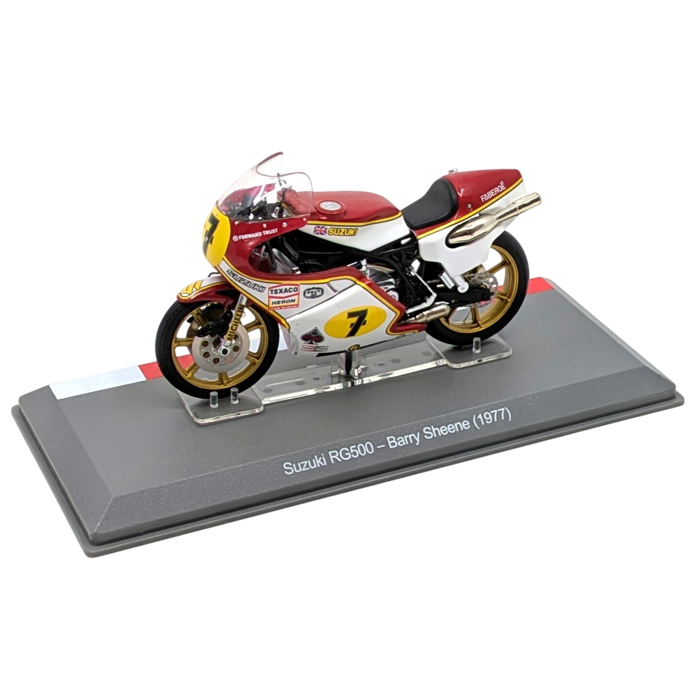 Modèle réduit Suzuki RG500 – Barry Sheene (1977) au 1/18 sans couvercle Bon état -  reconditionné disponible sur Label Emmaüs