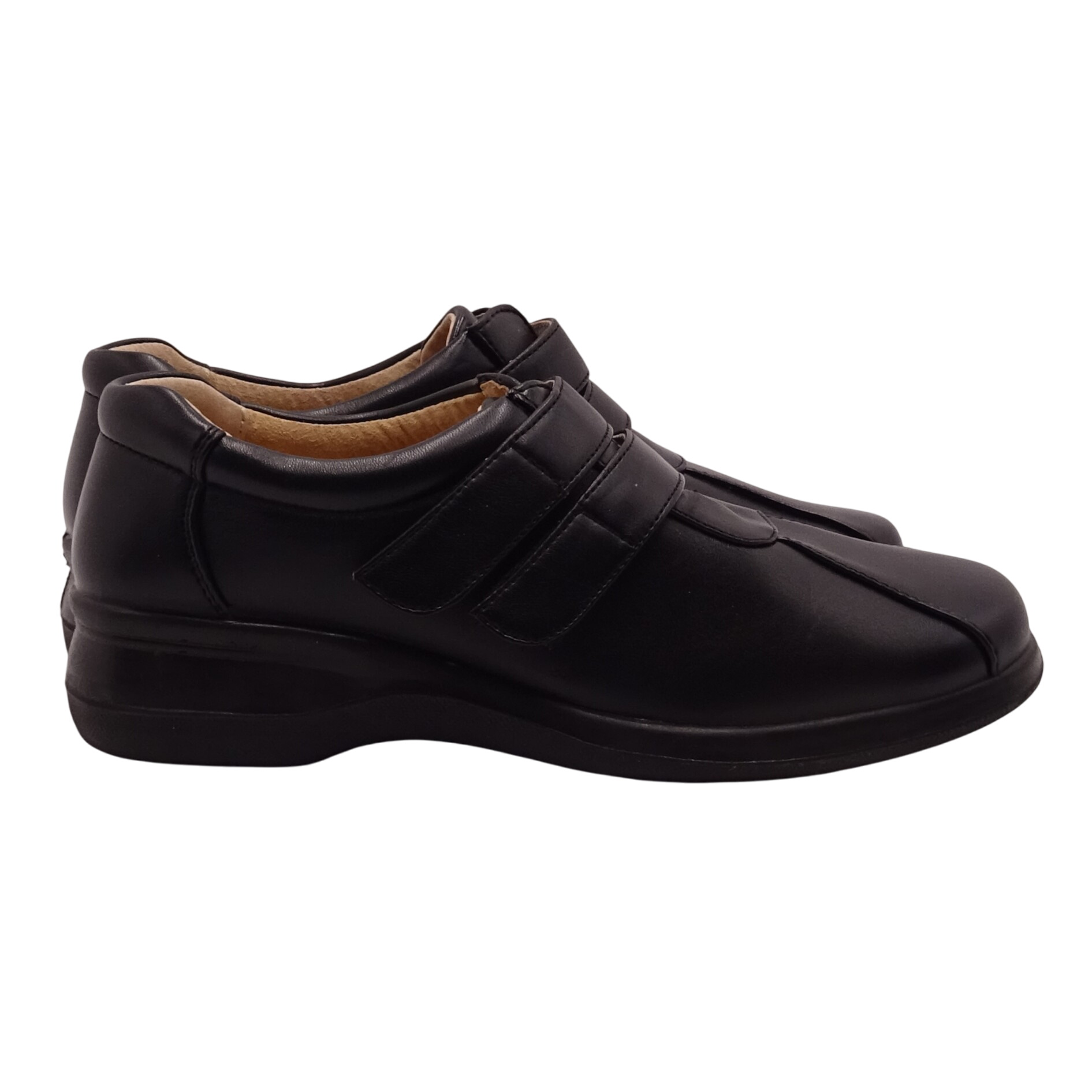 Acheter PEDICONFORT Chaussures orthopédiques taille 37 Très bon état - 32,00 € PEDICONFORT Chaussures orthopédiques taille 37 Très bon état - reconditionné disponible sur Label Emmaüs