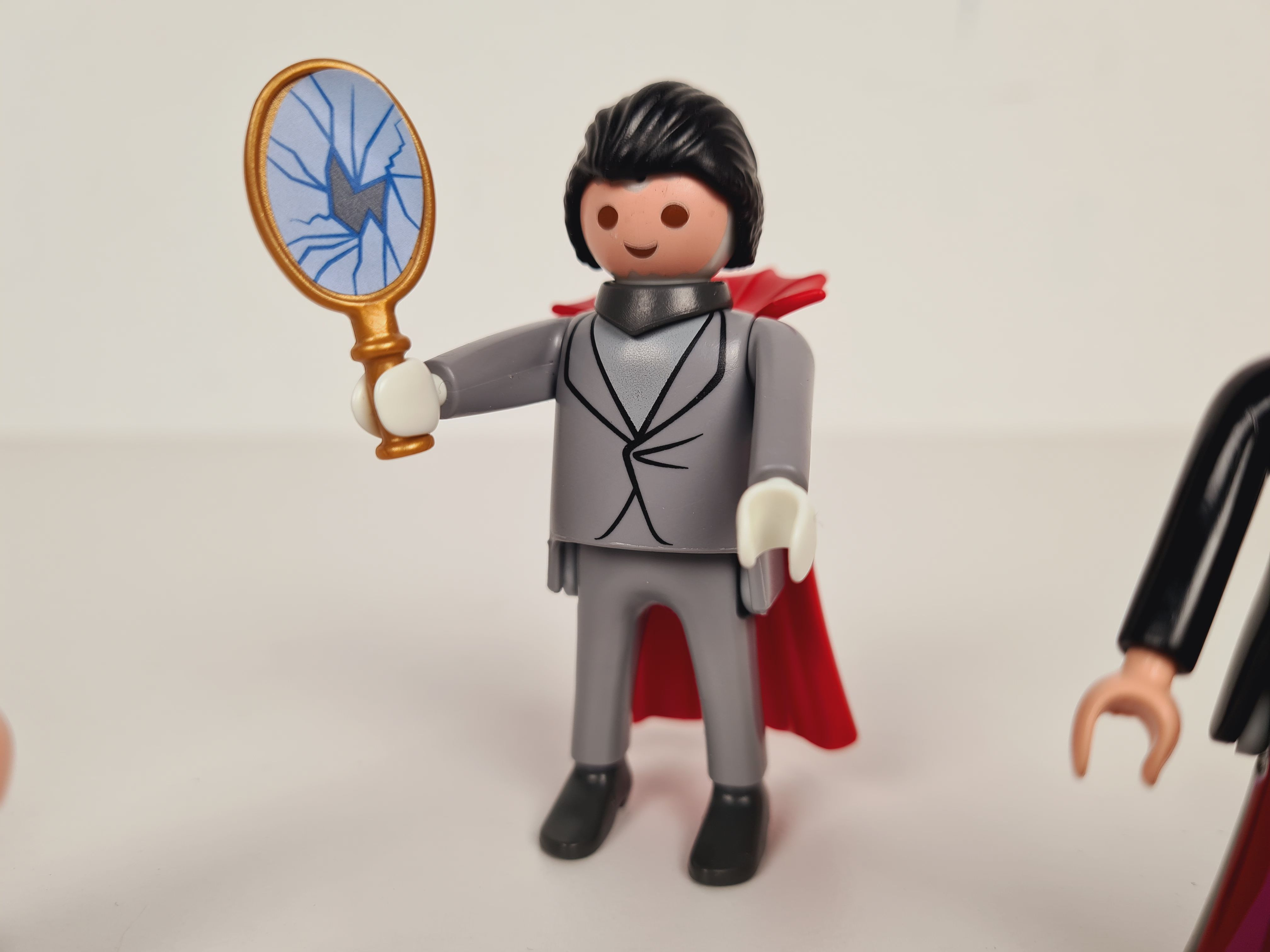 Playmobil lot 3 figurines vampires- 3 ans +  - Vue 4 - 