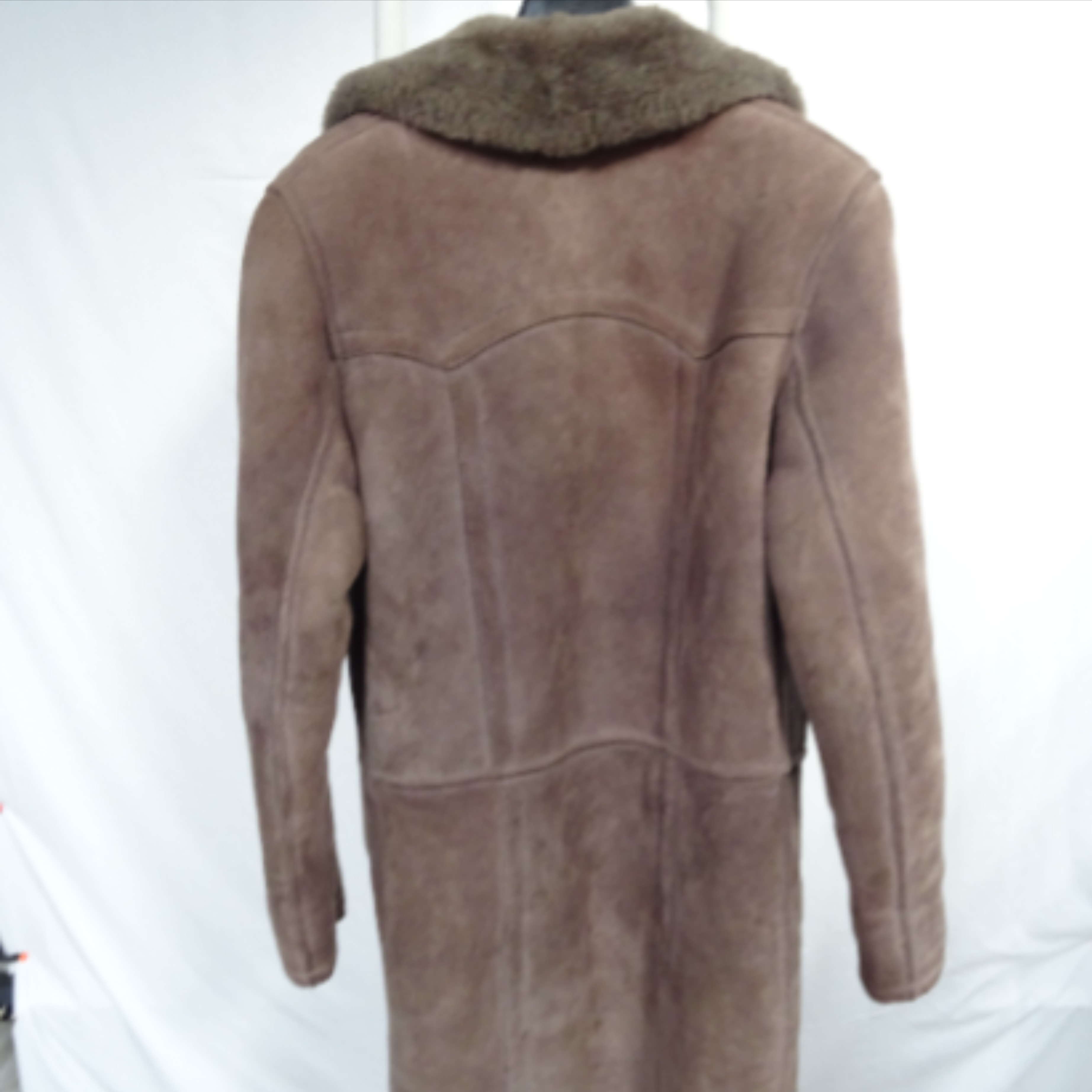 Voir photo 2 de Manteau d'hiver femme taille 38. Manteau d'hiver femme taille 38. Très bon état - Vue 2 -