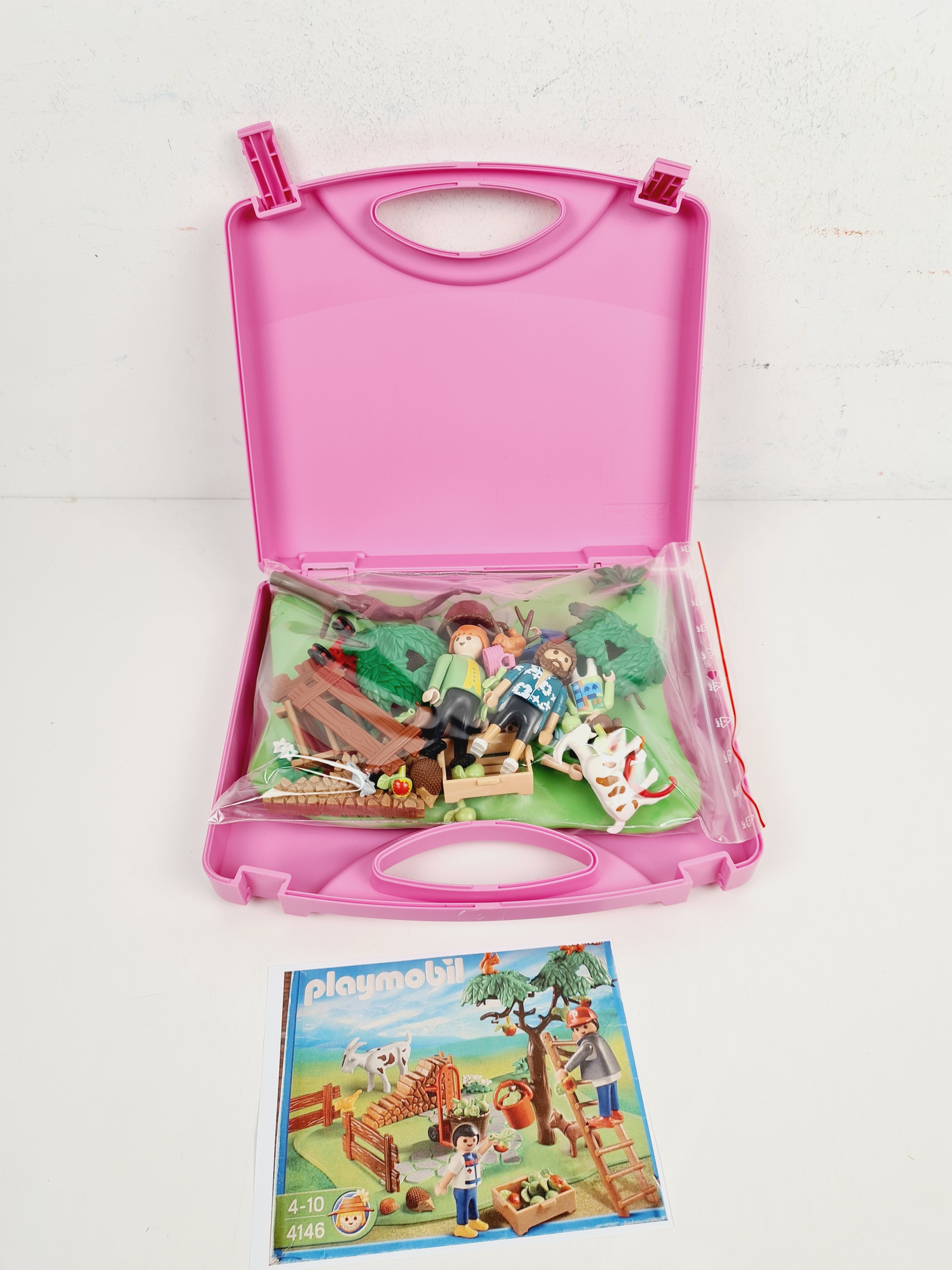 Voir photo 2 de Playmobil - 4146 Compact set cueillette des pommes - Playmobil - 4/10 ans Playmobil - 4146 Compact set cueillette des pommes - Playmobil - 4/10 ans - Vue 2 -