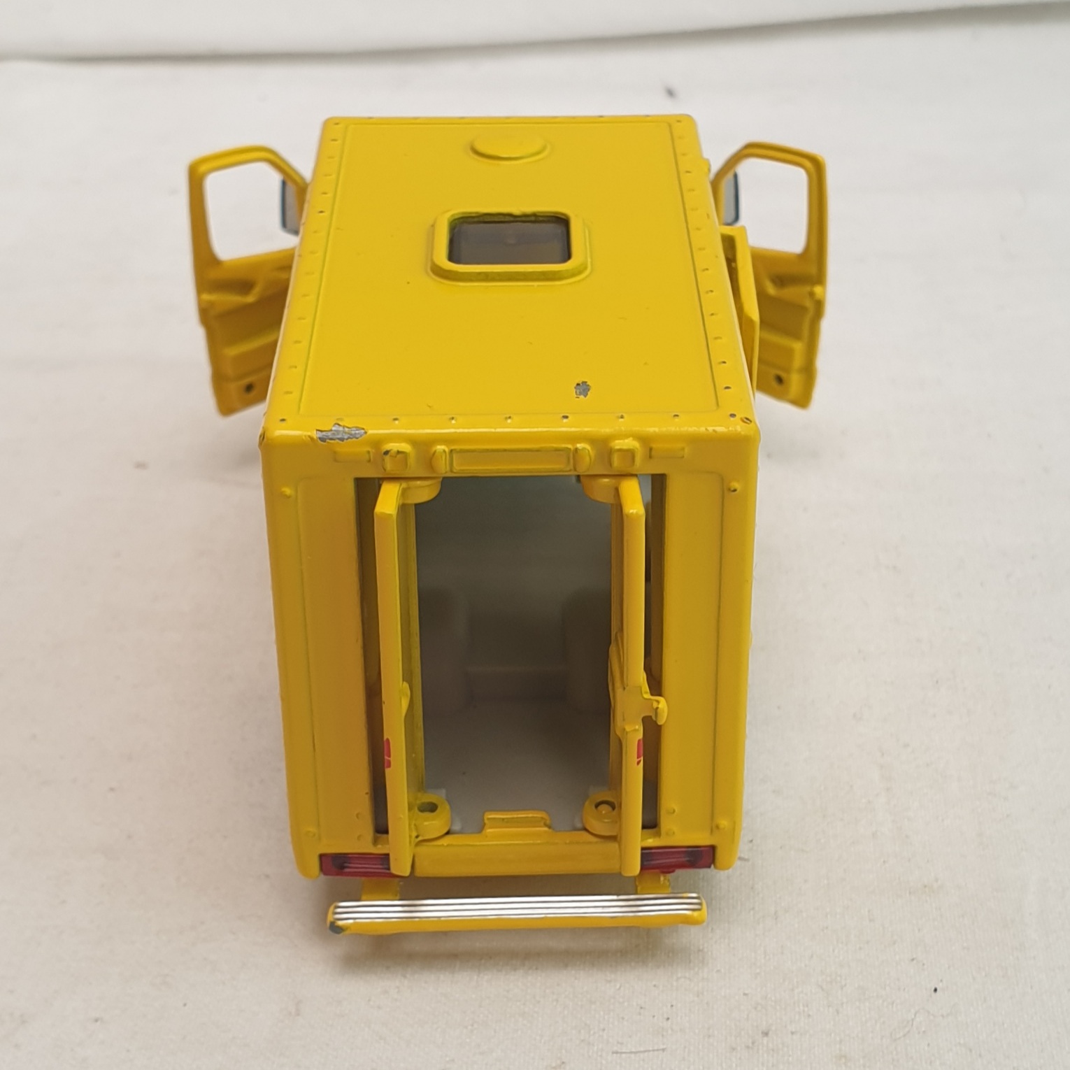 Fourgon de livraison DHL - Siku  - Bon état - Photo 3