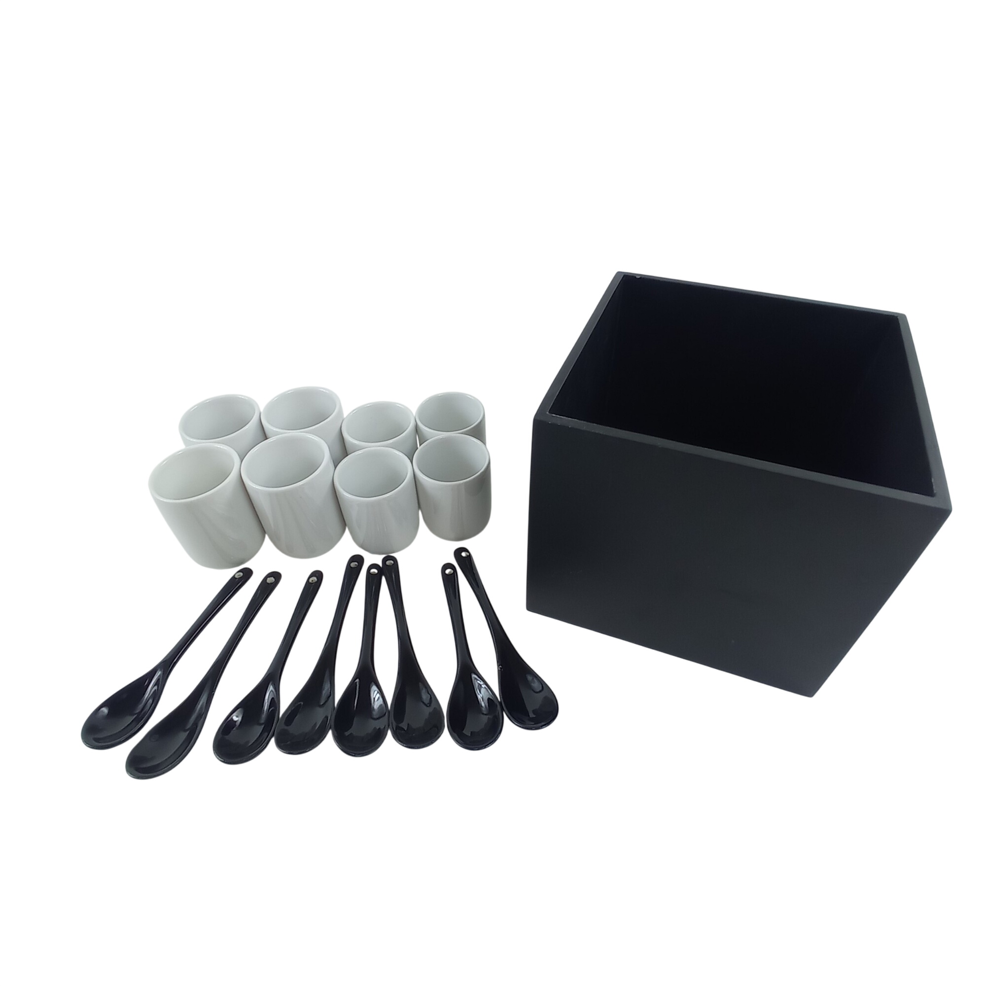 Service à café en céramique avec cuillères présenté dans coffret Très bon état -  reconditionné disponible sur Label Emmaüs