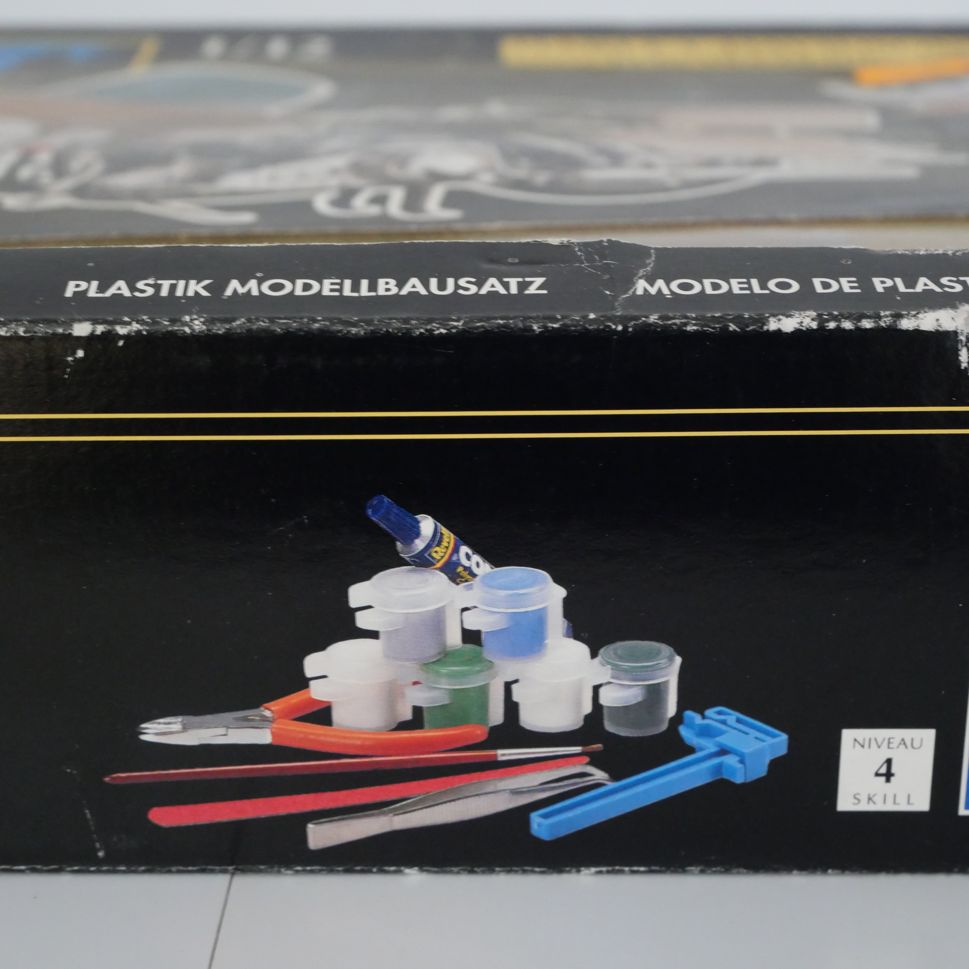 Voir photo 3 de Kit maquette moto Harley-Davidson REVELL Kit maquette moto Harley-Davidson REVELL Bon état - Vue 3 -