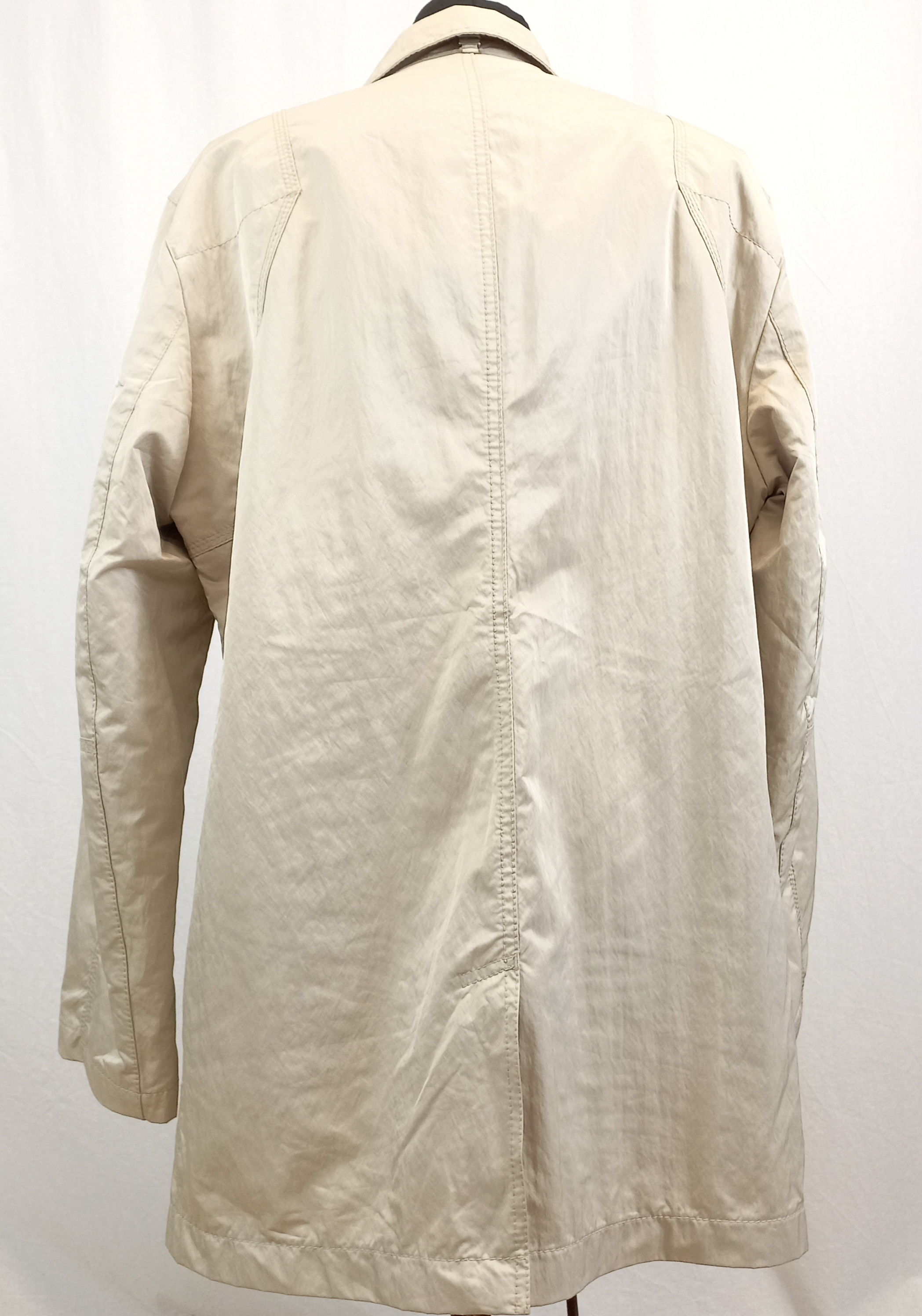 Veste BUGATTI Couleur sable Comme neuf - Vue 4 - 