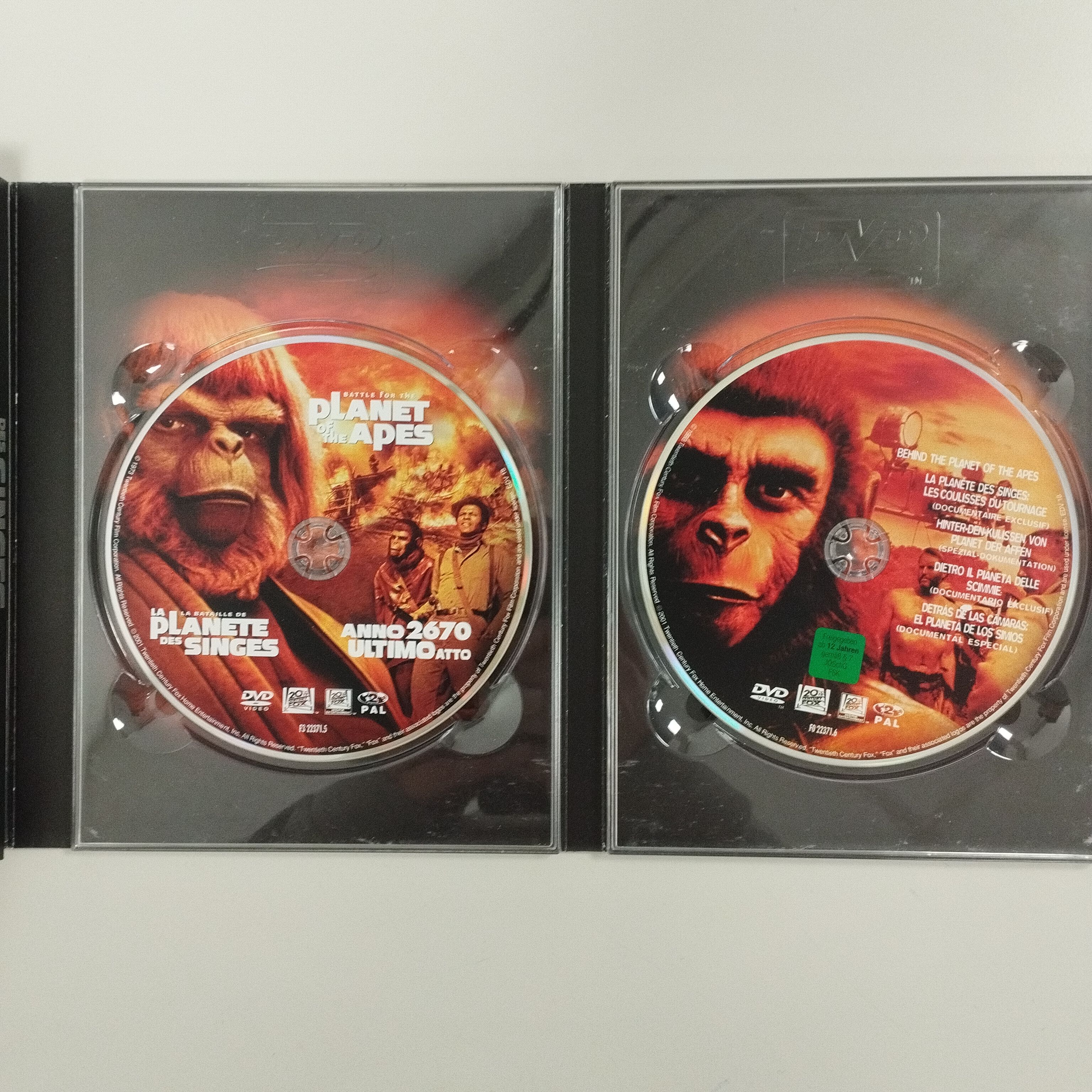 Coffret DVD : La Planète des Singes - Edition Collector Bon état - Vue 7 - 