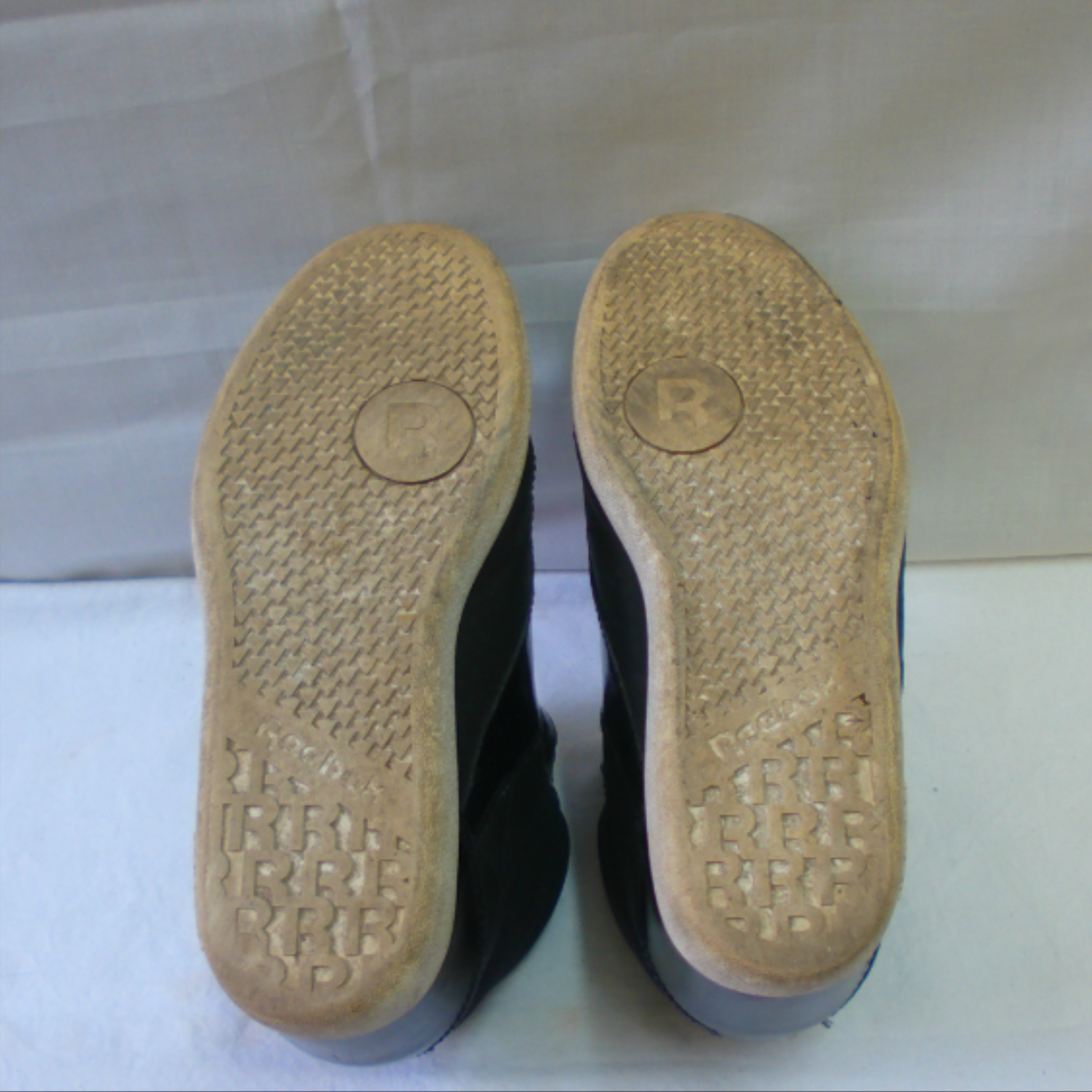 Paire de baskets REEBOK, noir, pointure 37 Bon état - Vue 3 - 