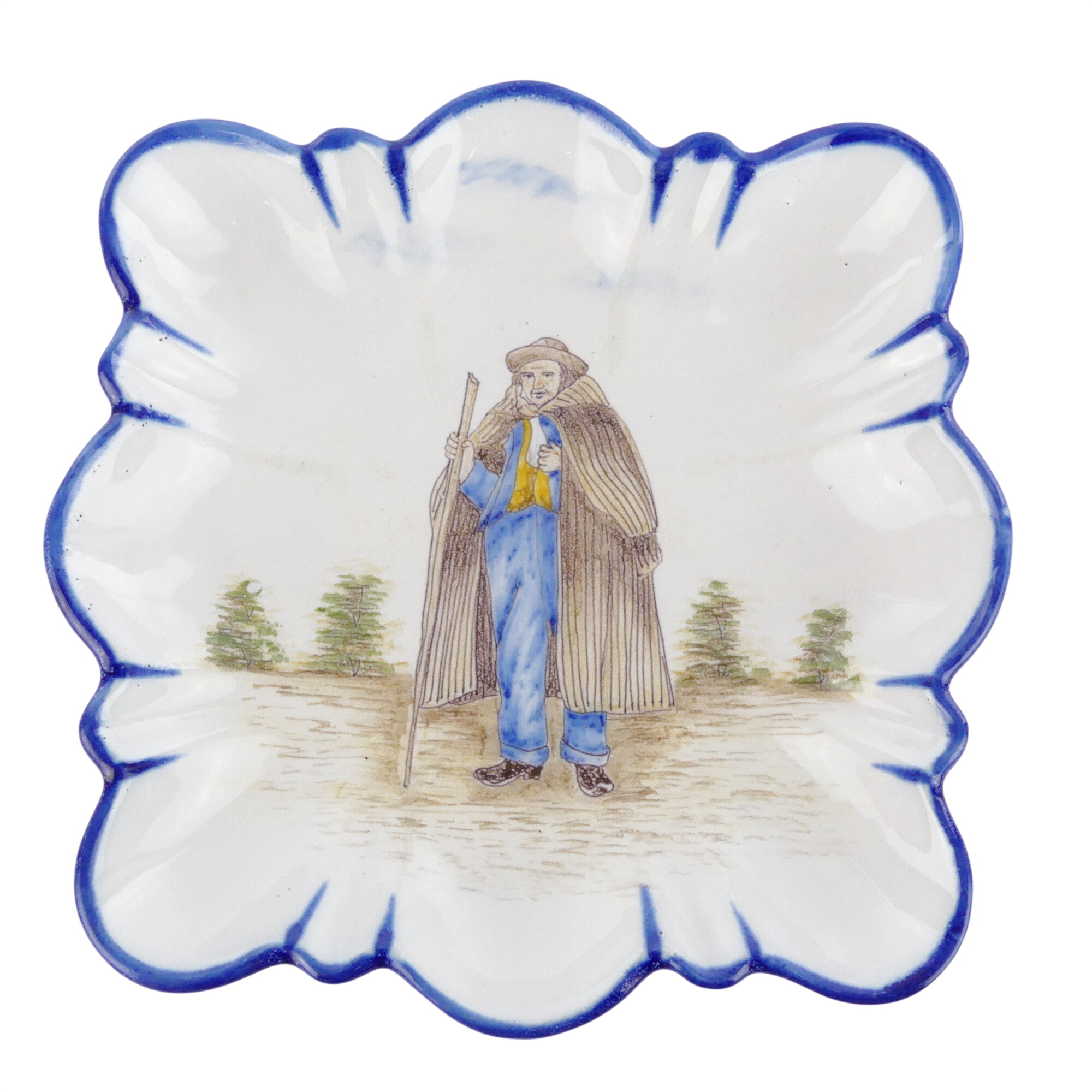 Ancien plat carré festonné en faïence de Charolles Bon état -  reconditionné disponible sur Label Emmaüs