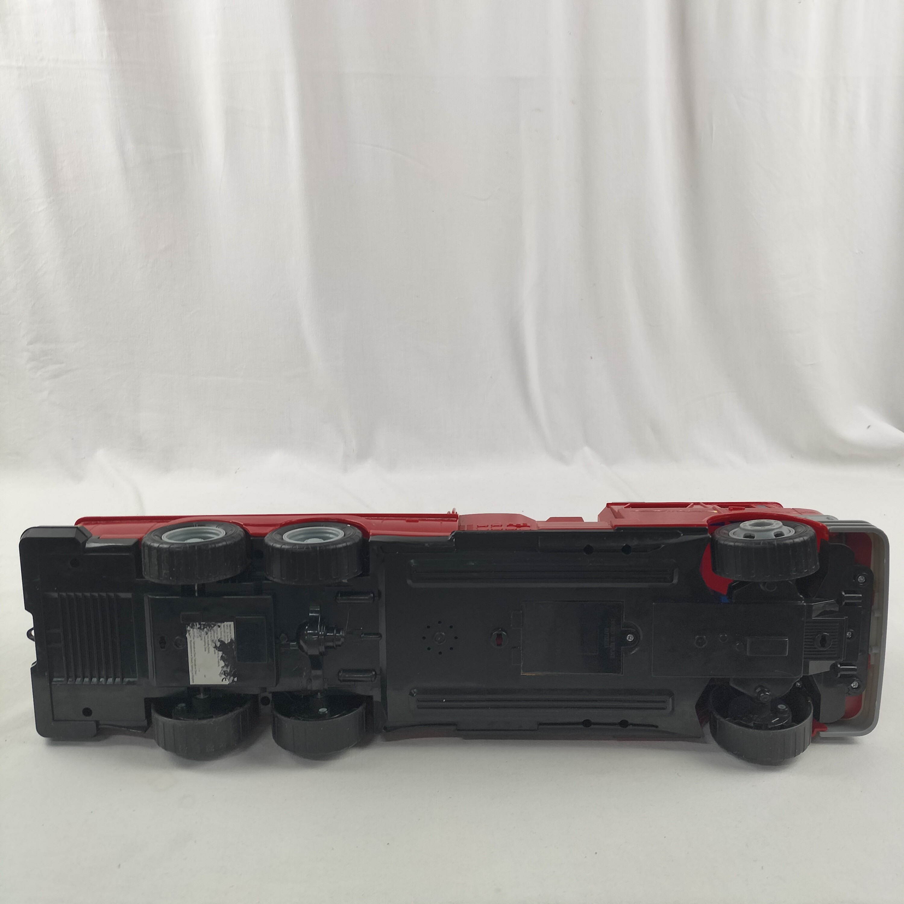 Jouet camion de pompier miniature décoratif (testé non fonctionnel)  - Vue 12 - 