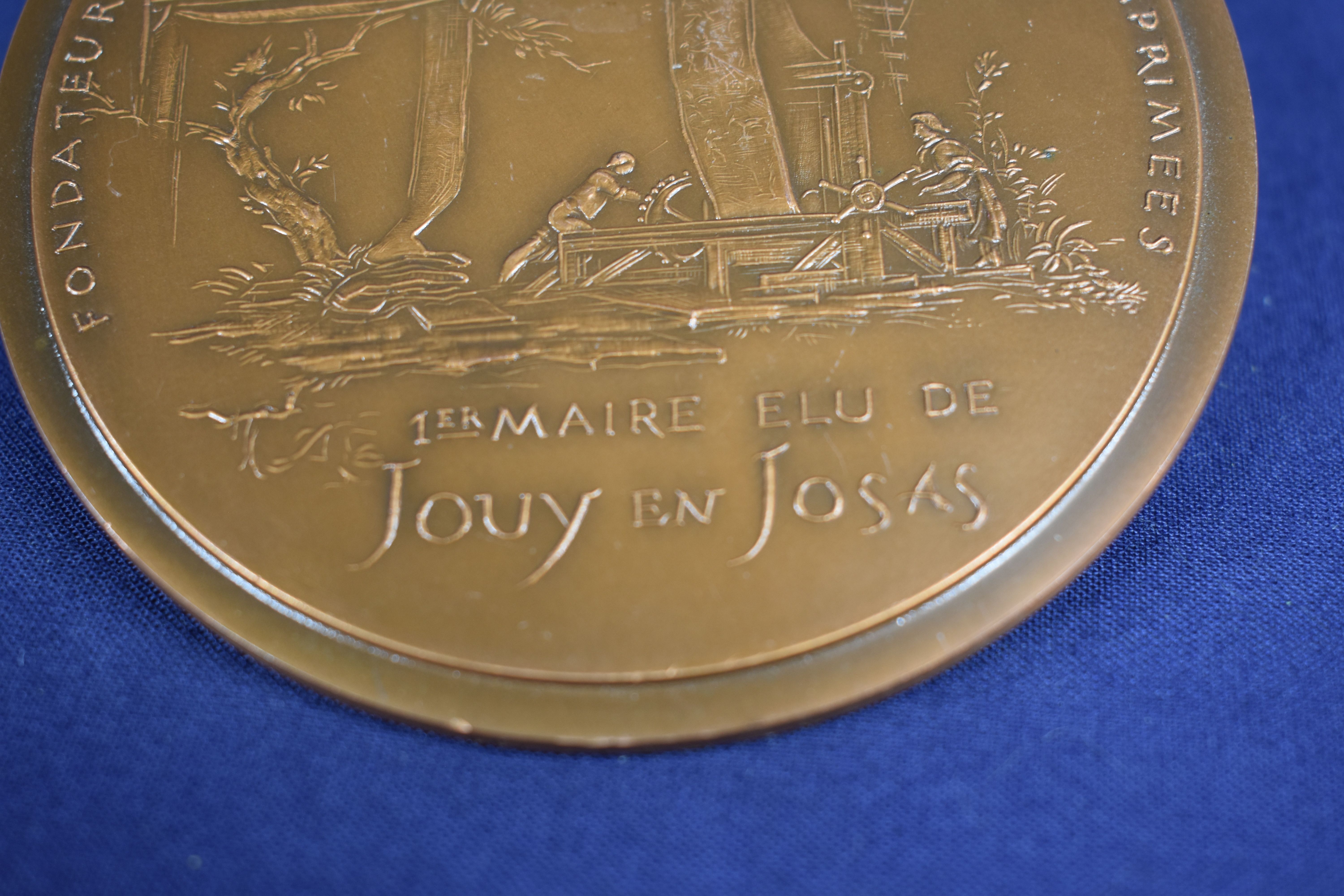 Médaille en bronze MDP Confucius, hommage à Christophe-Philippe OBERKAMPF, fondateur de la manufacture royale JOUY en JOSAS, monnaie de Paris, diamètre 8,1 cm. - Photo 6