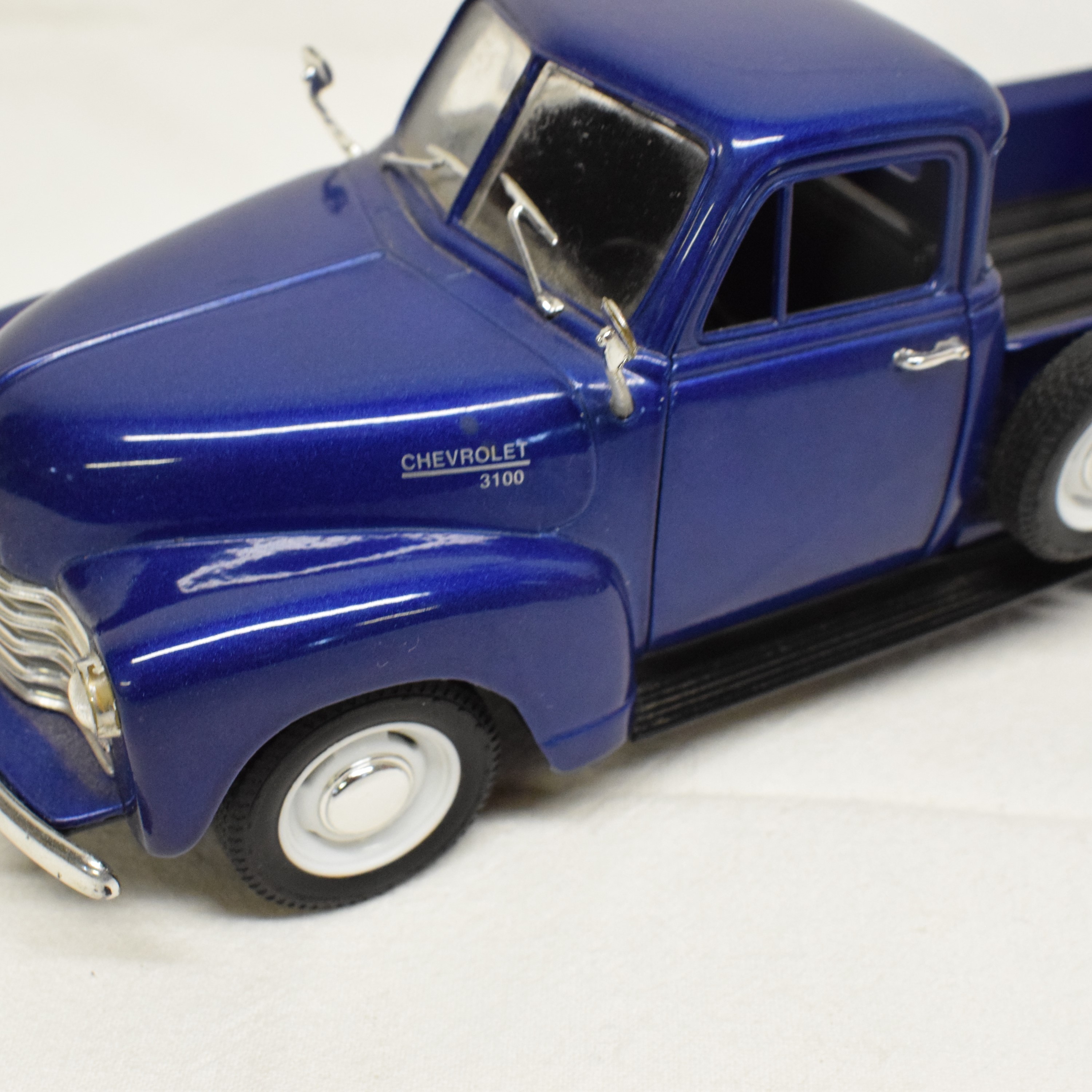 Chevrolet pick-up 1953 échelle 1:24 par WELLY État correct - Vue 4 - 