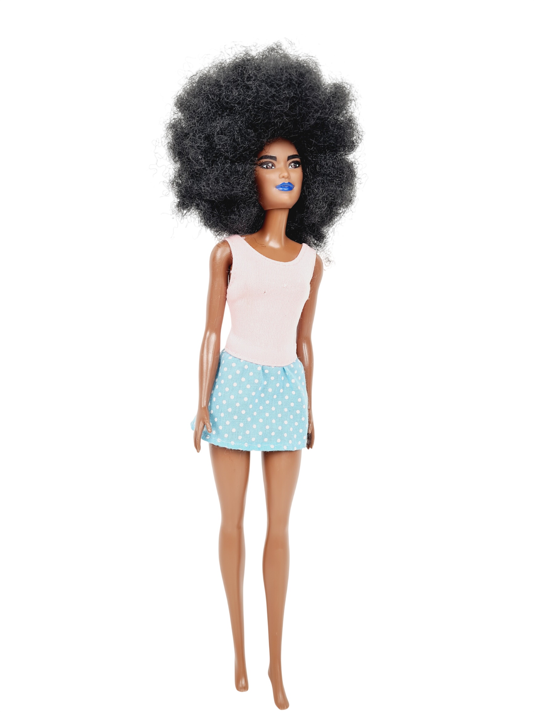 Acheter Poupée - Barbie Fashionistas - Mattel - 30 Cm - 10,00 € Poupée - Barbie Fashionistas - Mattel - 30 Cm - reconditionné disponible sur Label Emmaüs