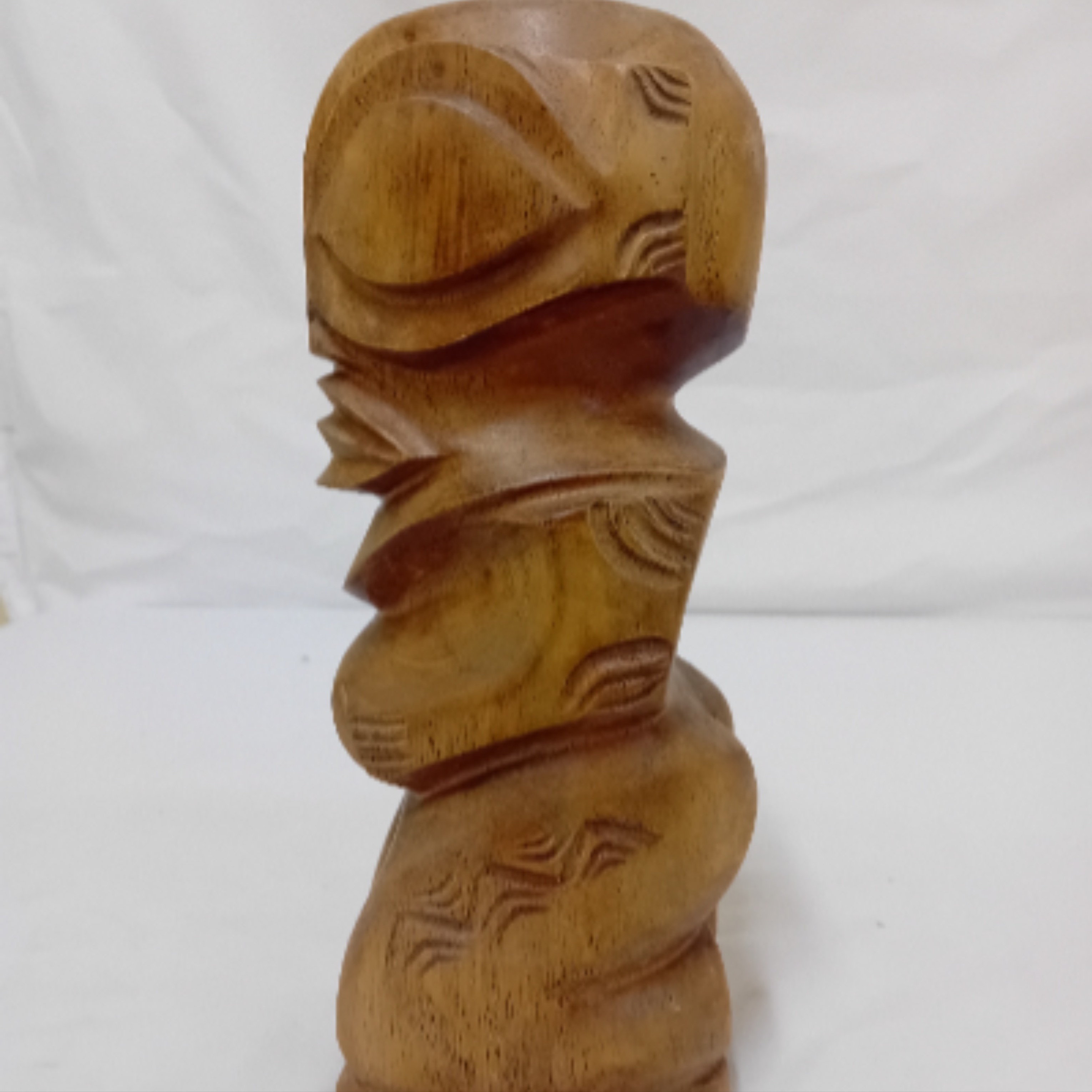 Sculpture sur bois tiki signée - Photo 2