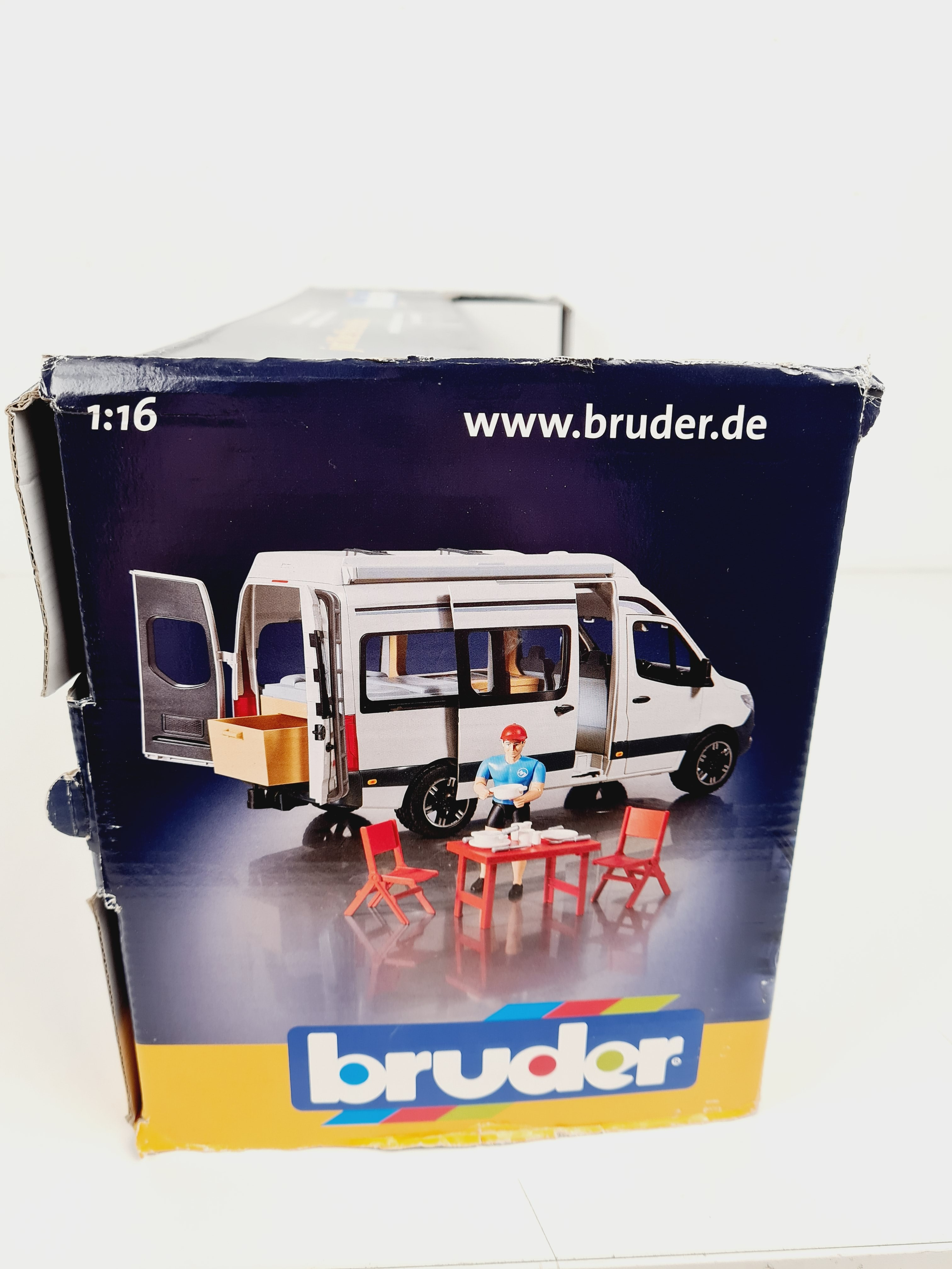 Voiture - Mercedes Benz Sprinter Camper avec chauffeur, set de camping - bruder - 4 ans + Comme neuf - Vue 4 - 