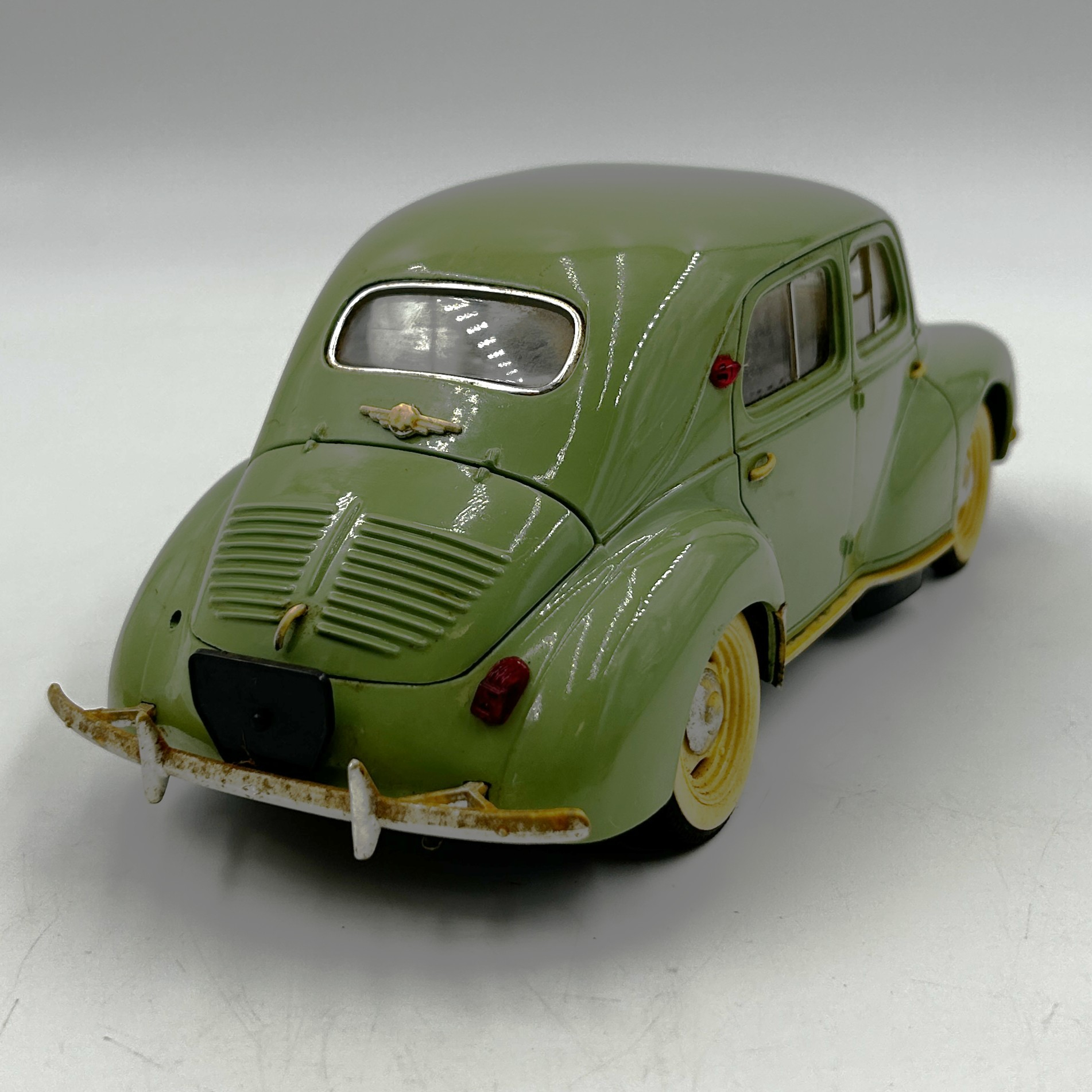 Lot 2 Renault 4CV Solido 1/17 Bon état - Vue 4 - 
