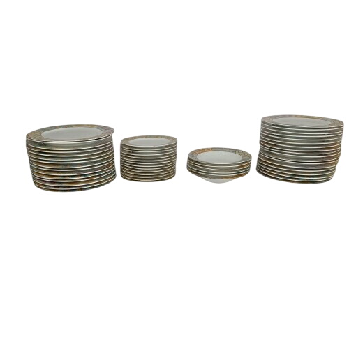 Acheter Un service d'assiettes qui contient: 33 grandes plates, 14 petites à desserts plates, 6 creuses( ARVIDIS Fabriqué en INDONESIE ) État correct - 30,00 € Un service d'assiettes qui contient: 33 grandes plates, 14 petites à desserts plates, 6 creuses( ARVIDIS Fabriqué en INDONESIE ) État correct - reconditionné disponible sur Label Emmaüs
