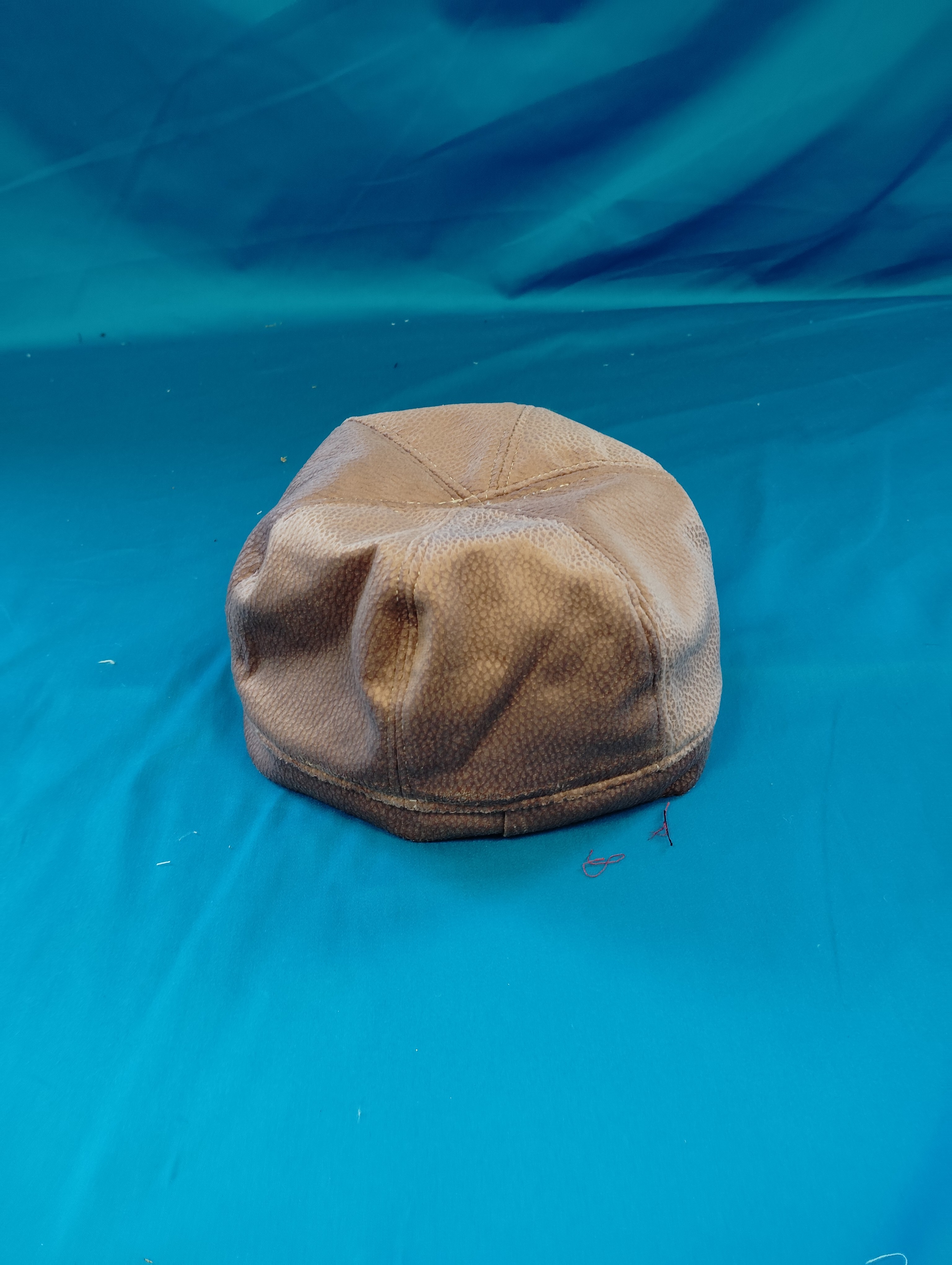 Béret Rose Comme neuf -  reconditionné disponible sur Label Emmaüs