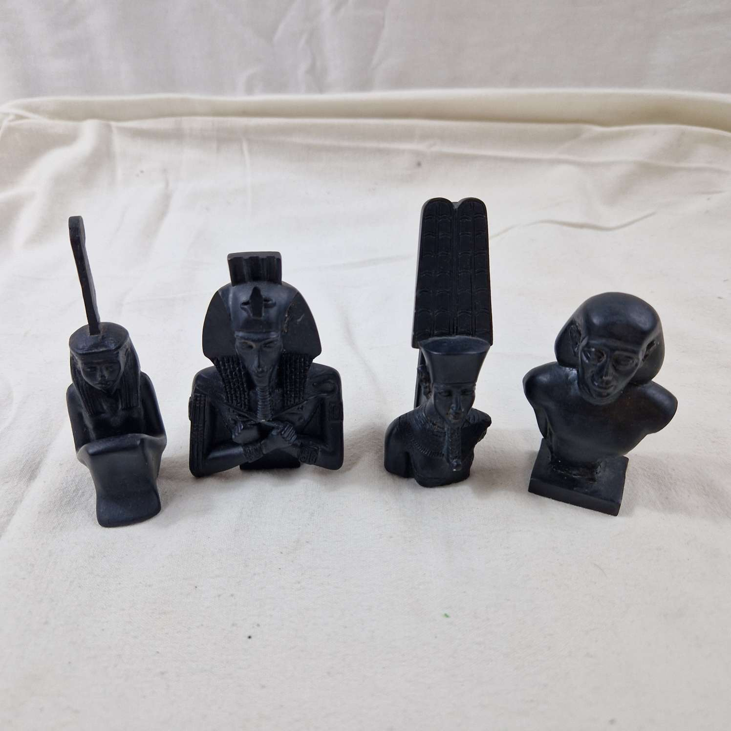 Petit lot de statuettes égyptiennes en résine - Photo 5
