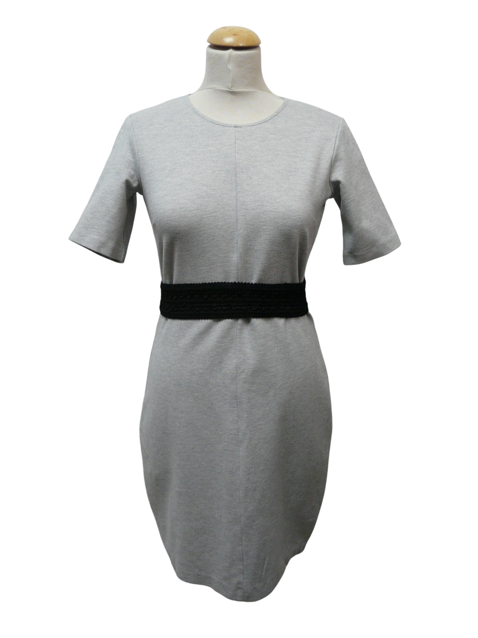 Acheter RF161 - Robe décontractée - United Colors of Benetton - Taille M/L Très bon état - 14,00 € RF161 - Robe décontractée - United Colors of Benetton - Taille M/L Très bon état - reconditionné disponible sur Label Emmaüs