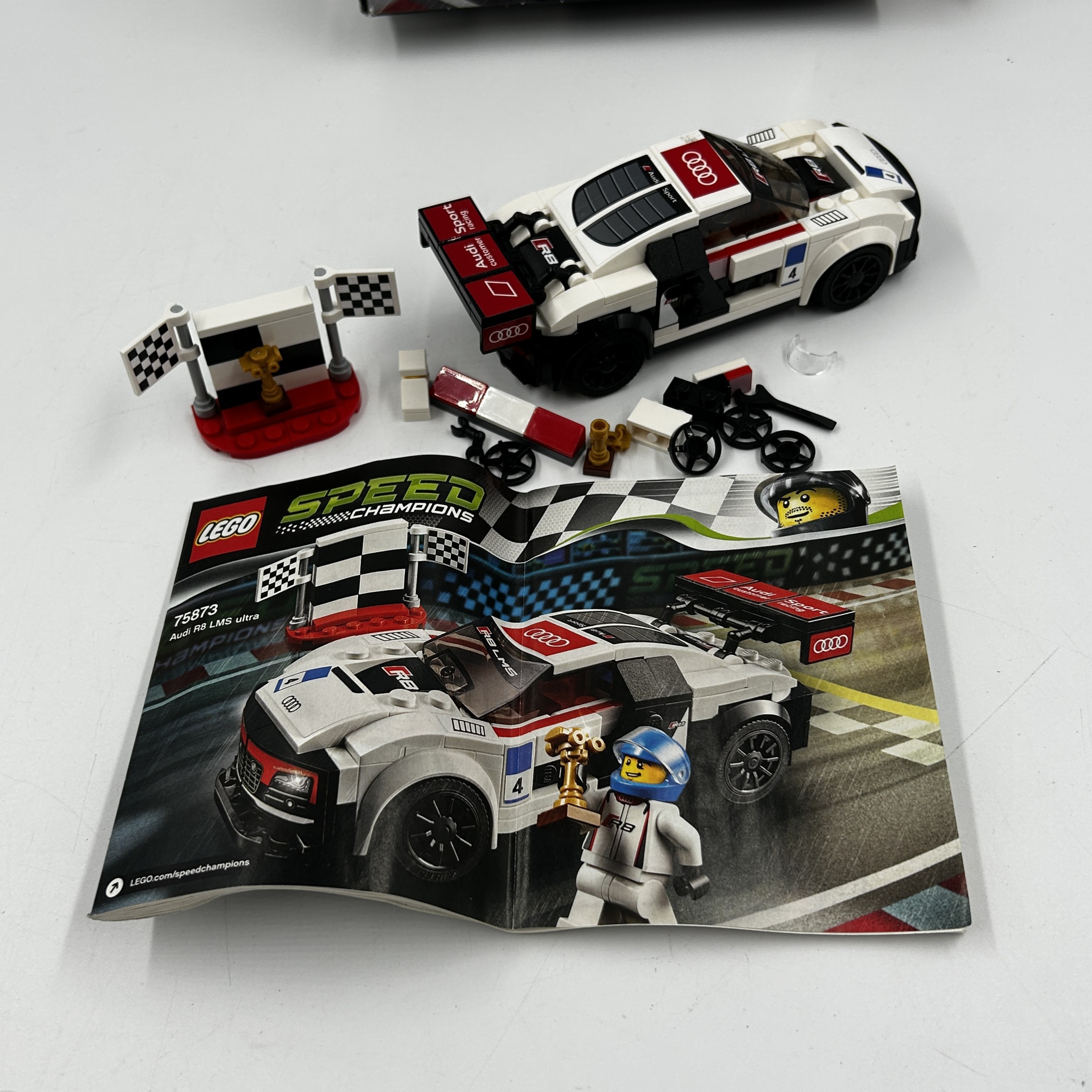 Lot de 5 Lego speed champions montés Bon état - Vue 4 - 