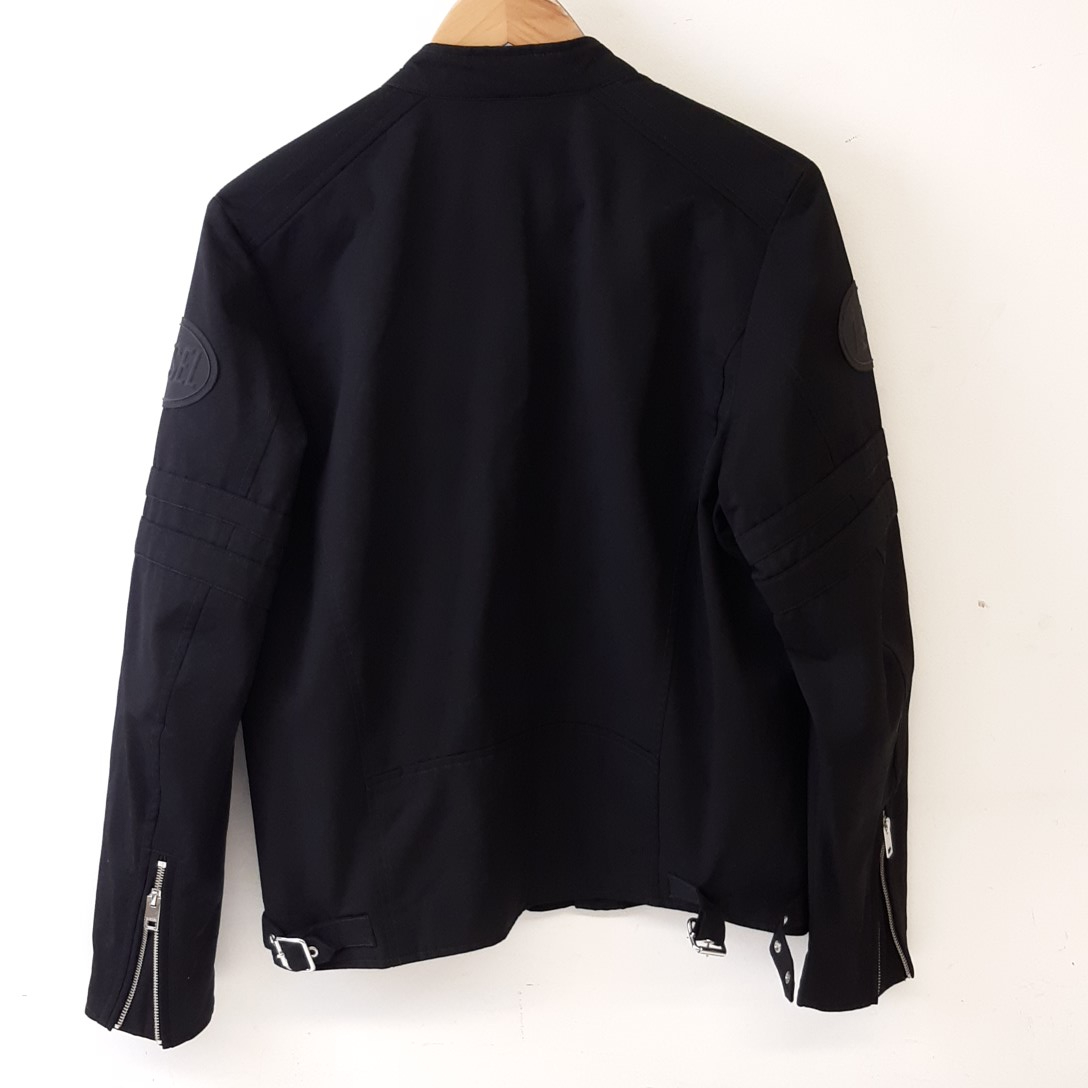 Blouson noir Diesel zippé avec écussons au bras - Photo 1