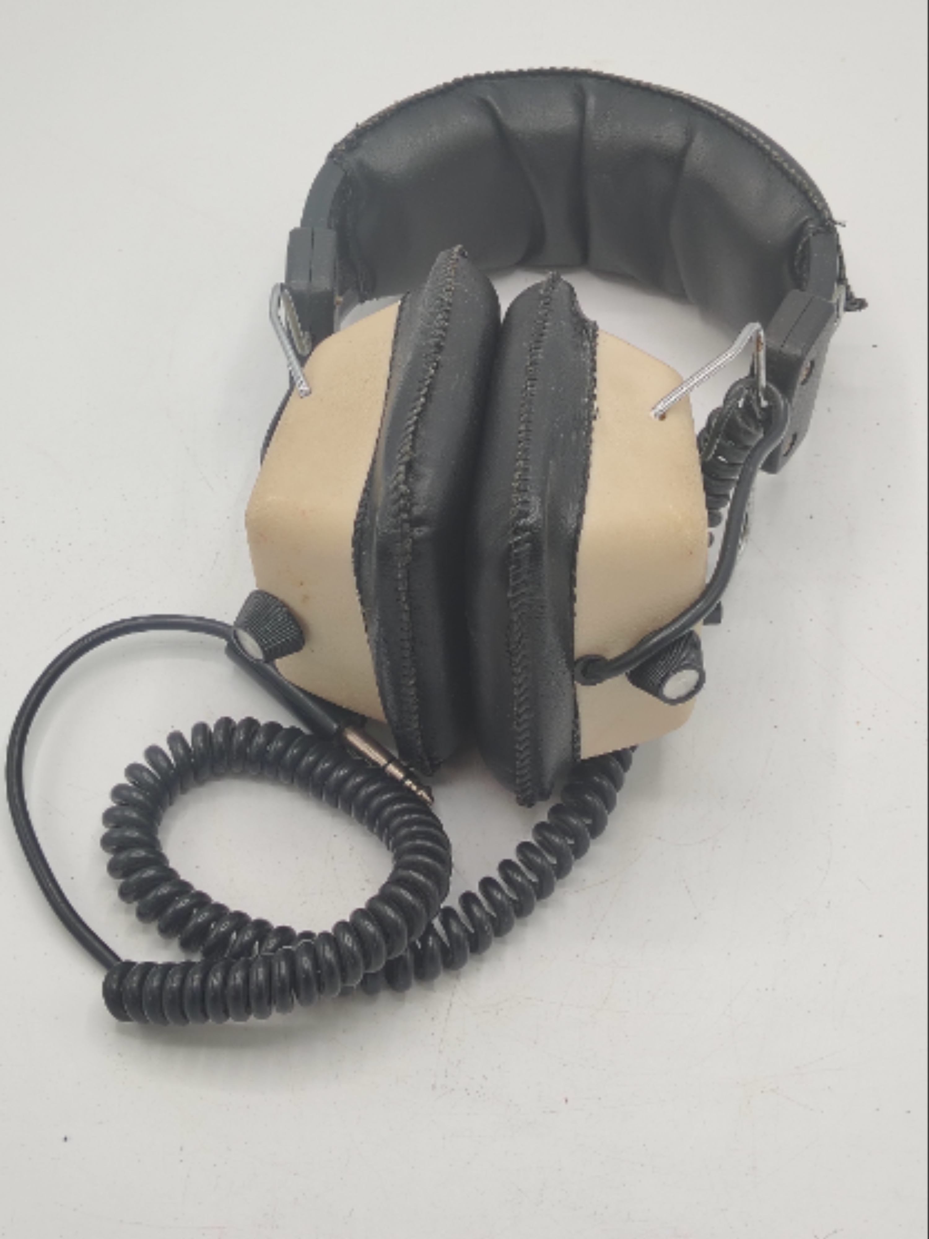 DP - Casque audio filiaire vintage - Photo 1